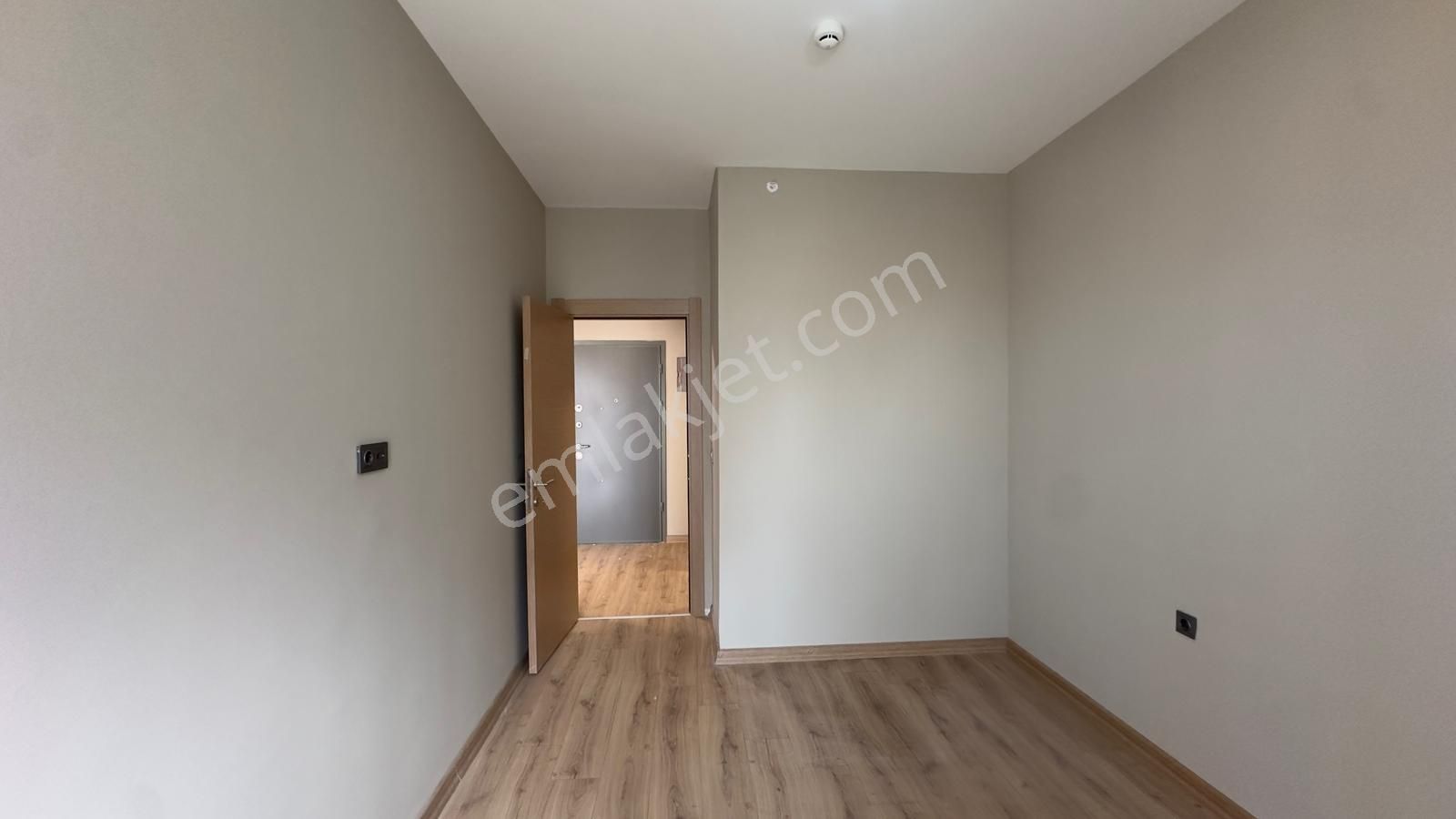 E5 Yanı Ödül İstanbul Balkonlu 1+1 Kiralık Daire - Görsel 31