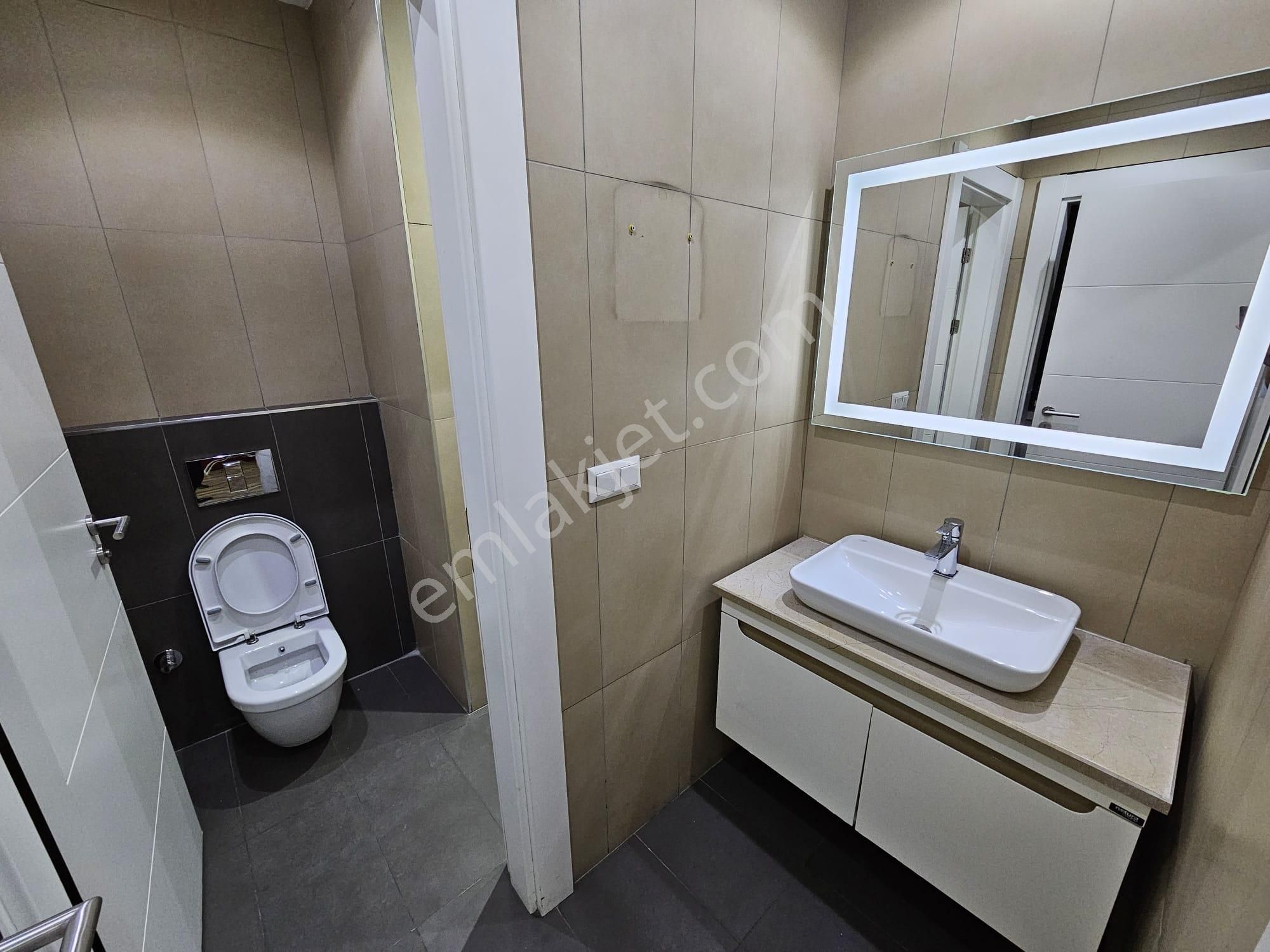 Maltepe Ofistanbul Plaza'da 125 M2 İskanlı 3+1 Kiralık Ofis - Görsel 19