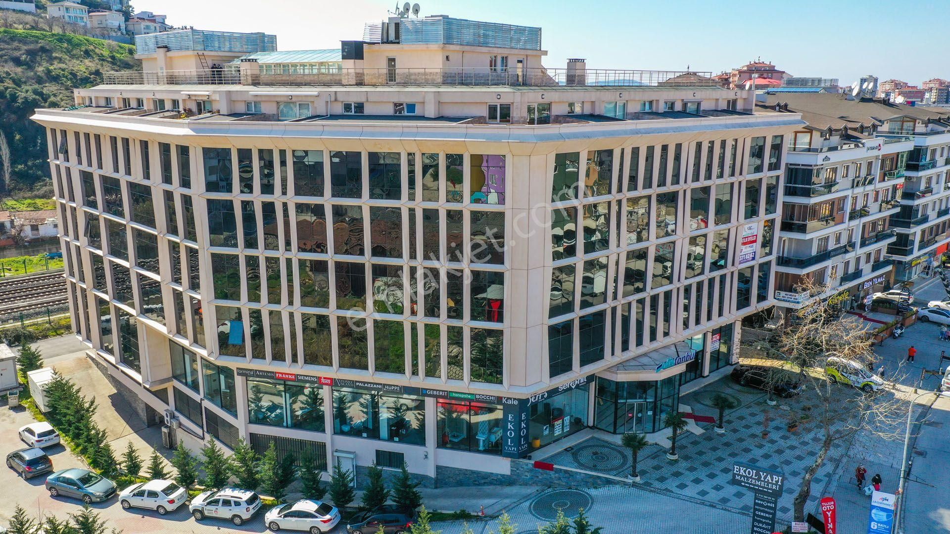 Maltepe Ofistanbul Plaza'da 125 M2 İskanlı 3+1 Kiralık Ofis - Görsel 14