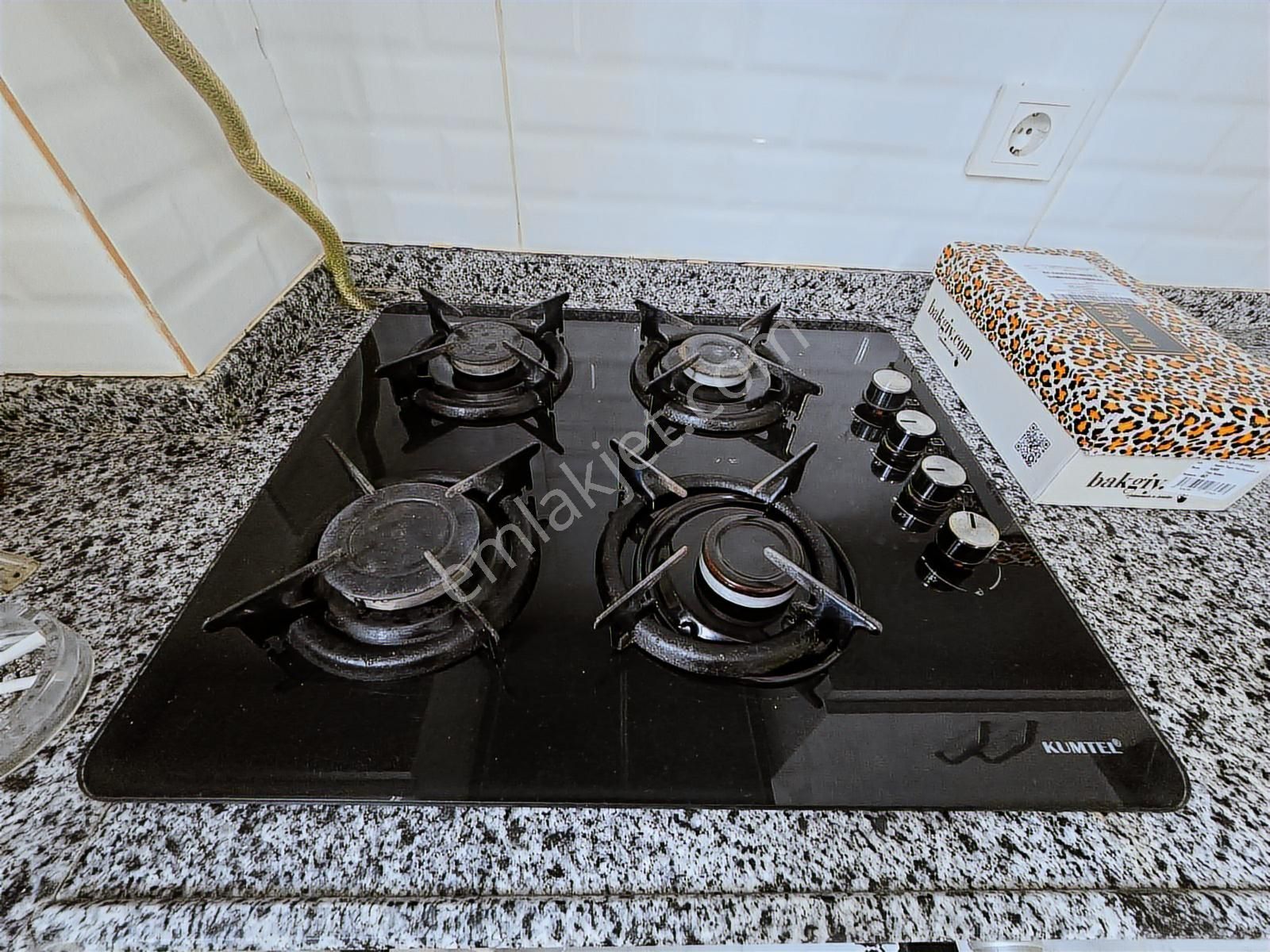 Kiralık 2+1 Camları Yüksek Merkezi Yerde Ulaşımı Rahat Daire - Görsel 13