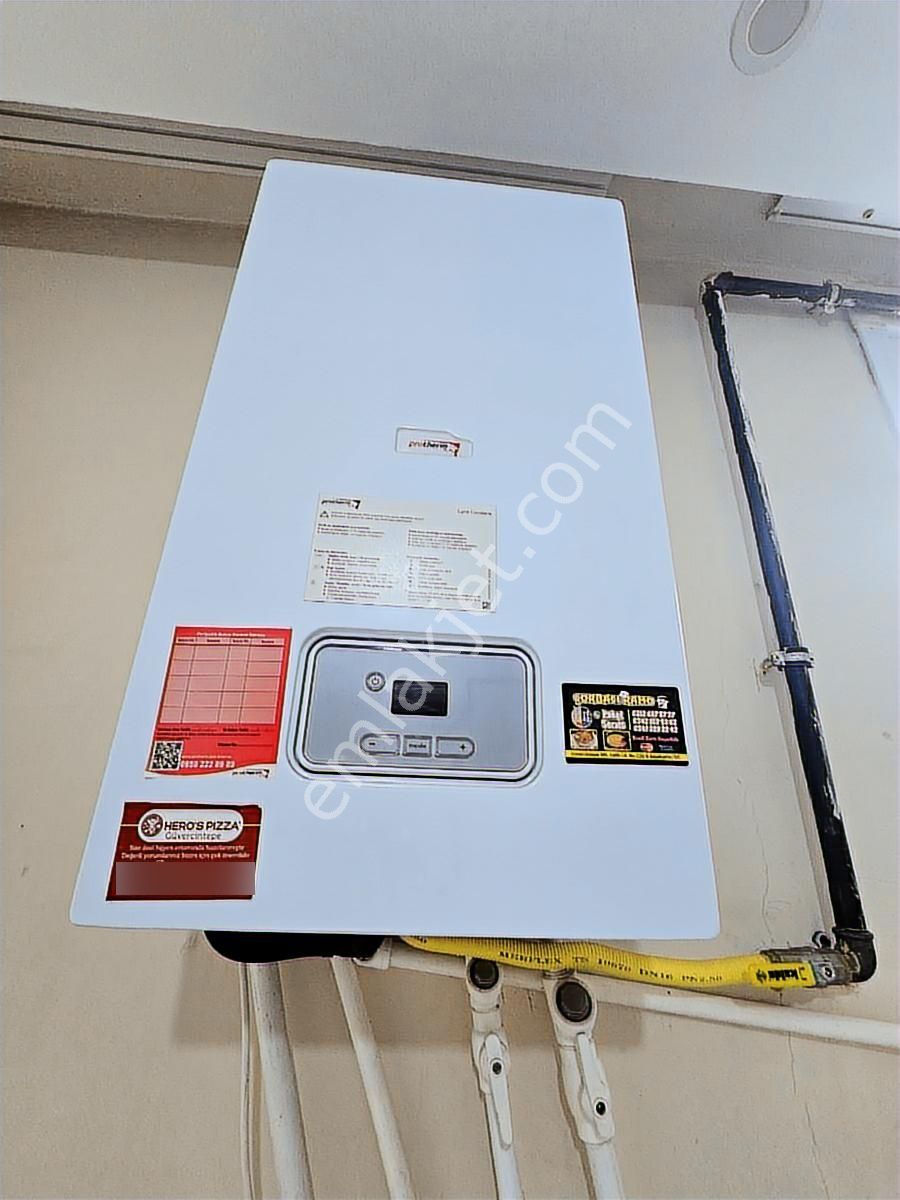 Kiralık 2+1 Camları Yüksek Merkezi Yerde Ulaşımı Rahat Daire - Görsel 5