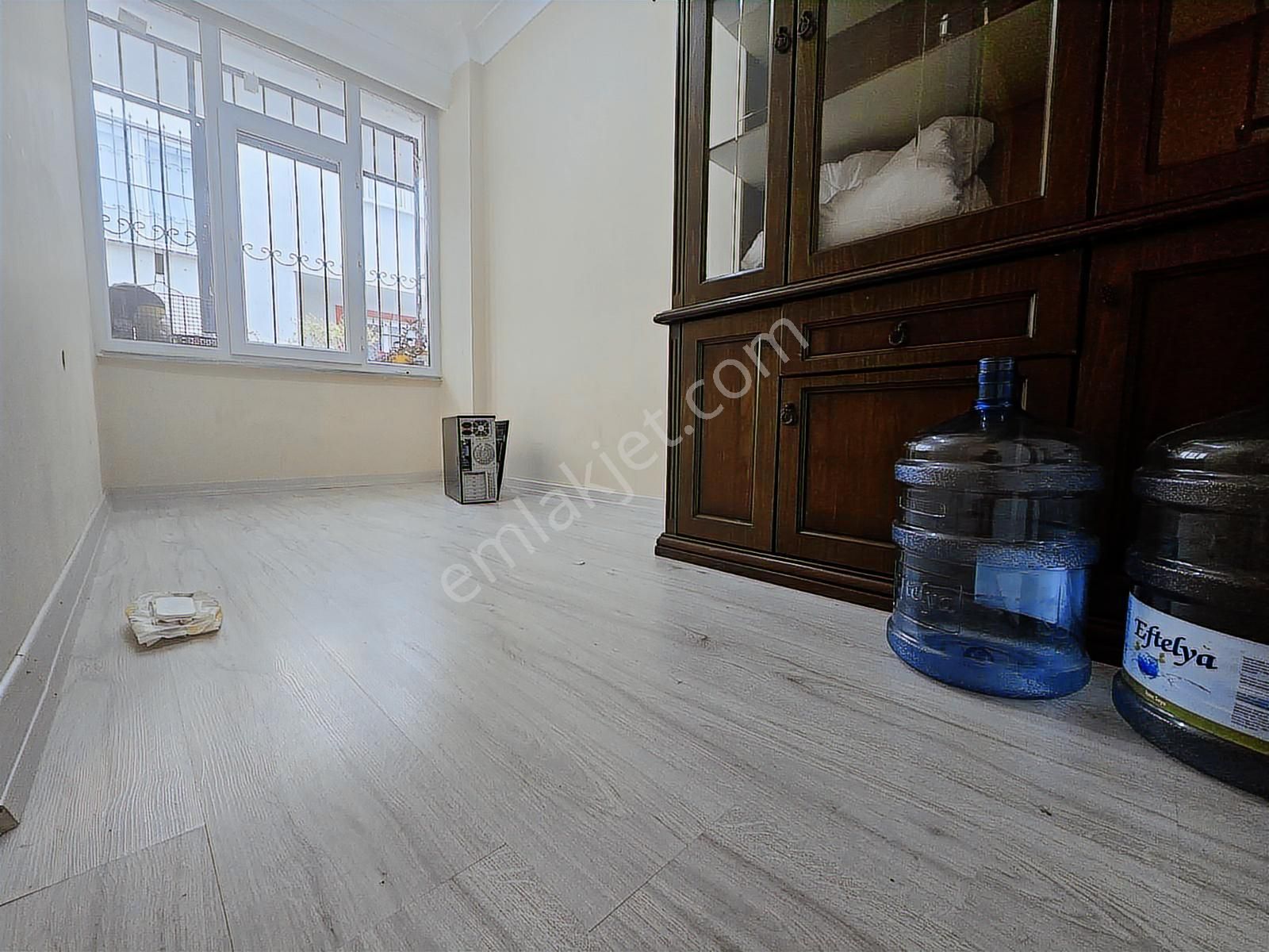 Kiralık 2+1 Camları Yüksek Merkezi Yerde Ulaşımı Rahat Daire - Görsel 9