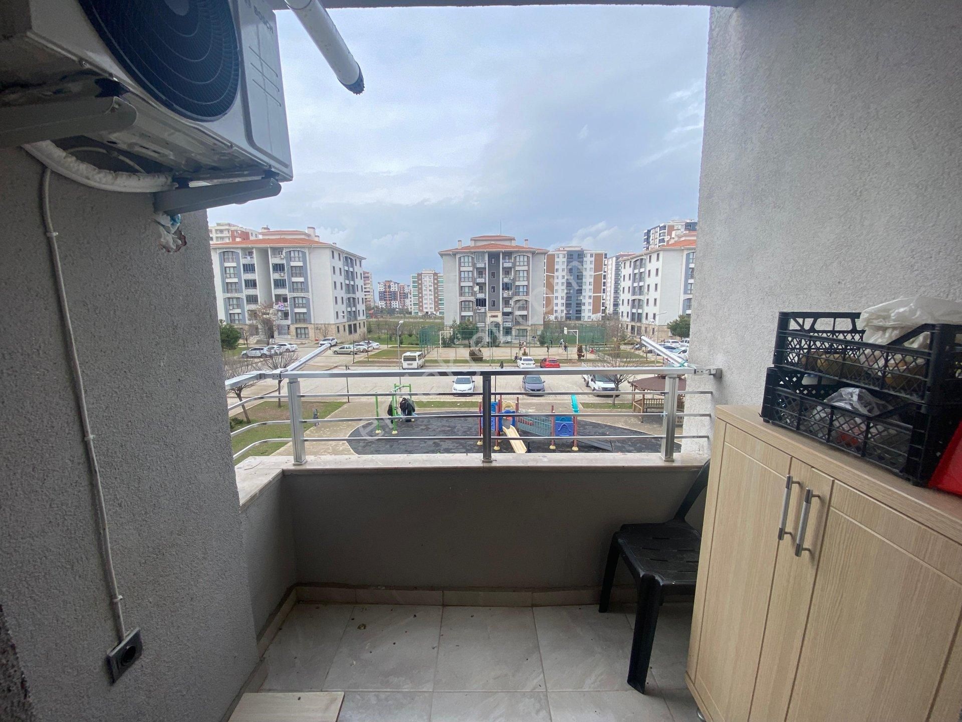 Üçkuyularda Ara Kat Satılık 2+1 Daire - Görsel 7