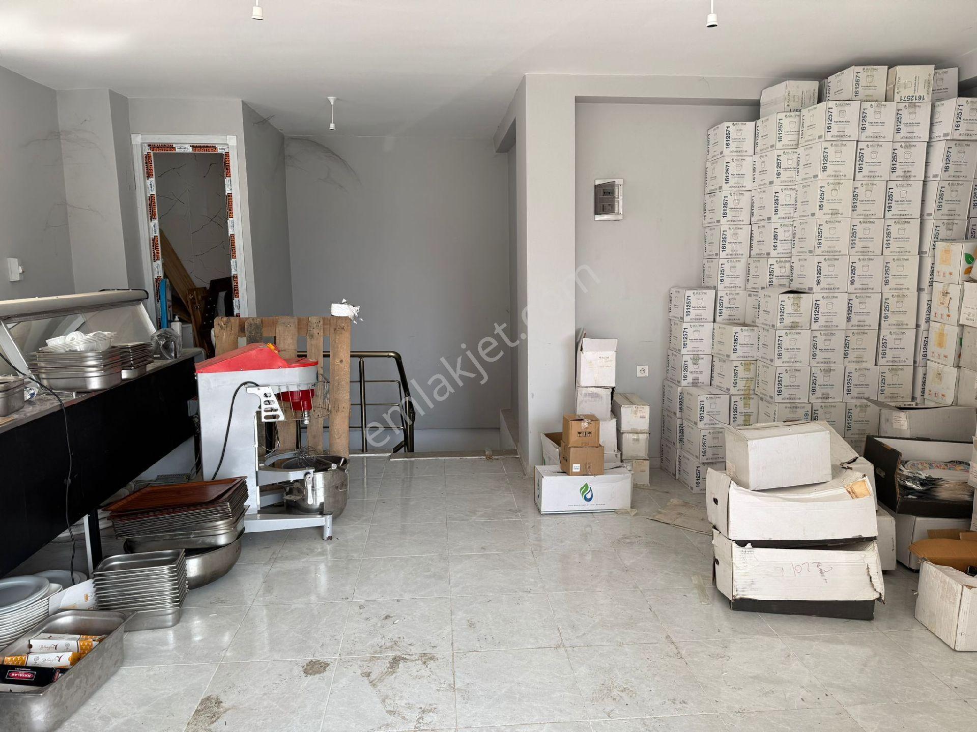 Sultanbeyli M.sinan Mah'de Satılık 80 M2 Bodrumlu Dükkan - Görsel 14