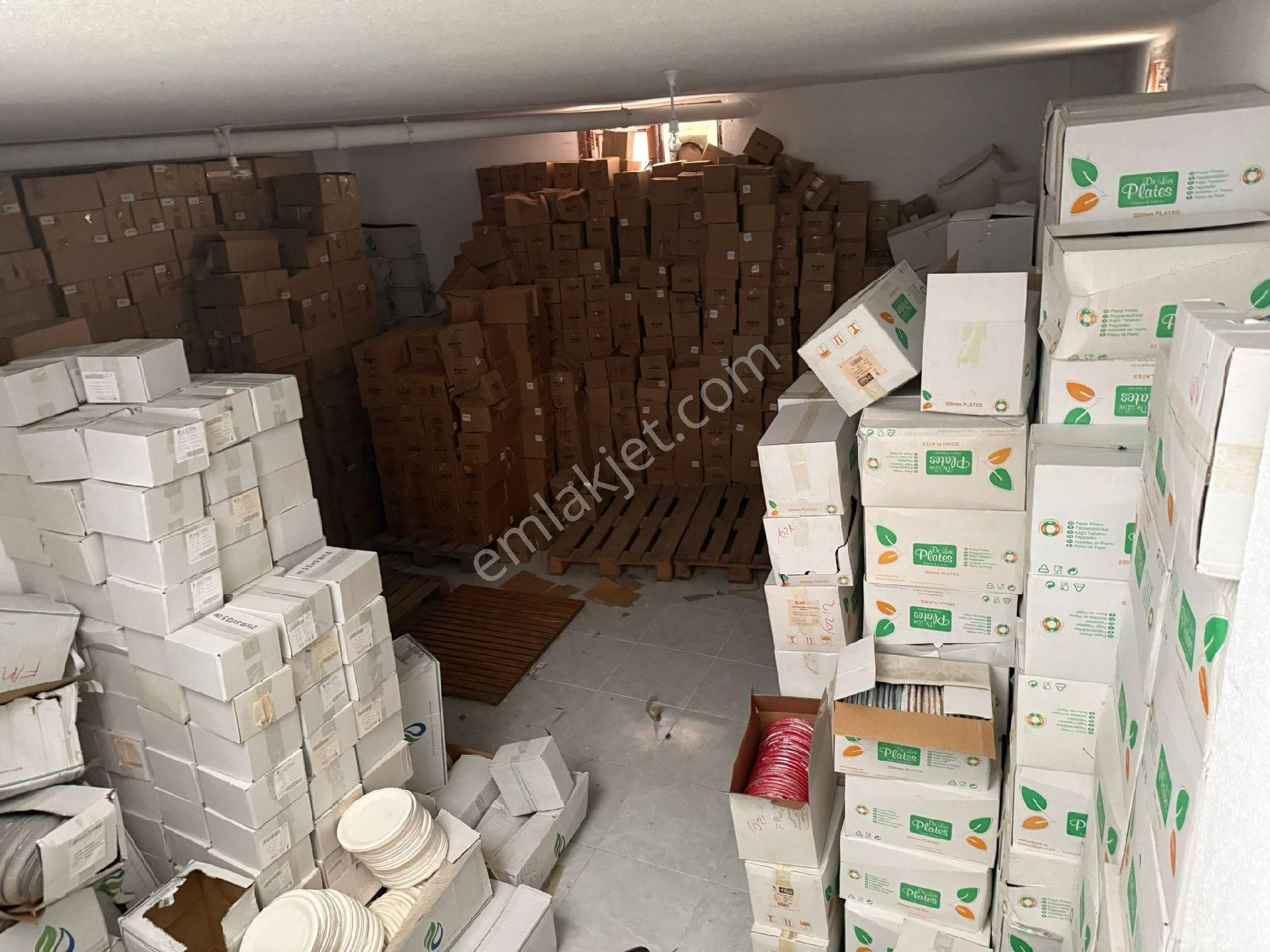 Sultanbeyli M.sinan Mah'de Satılık 80 M2 Bodrumlu Dükkan - Görsel 12
