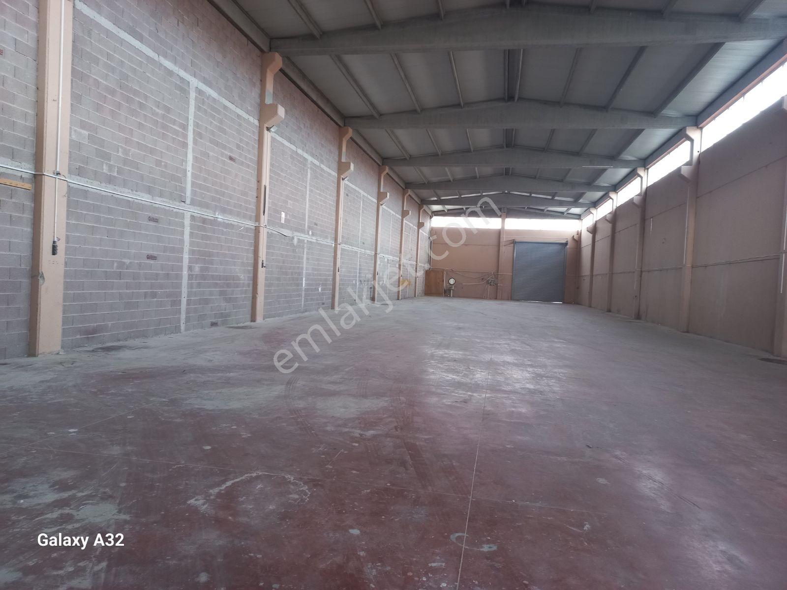 İzmir Torbalı Pancar Çetmen Sanayi 1.000 M2 Kiralık Depo Fabrika - Görsel 4