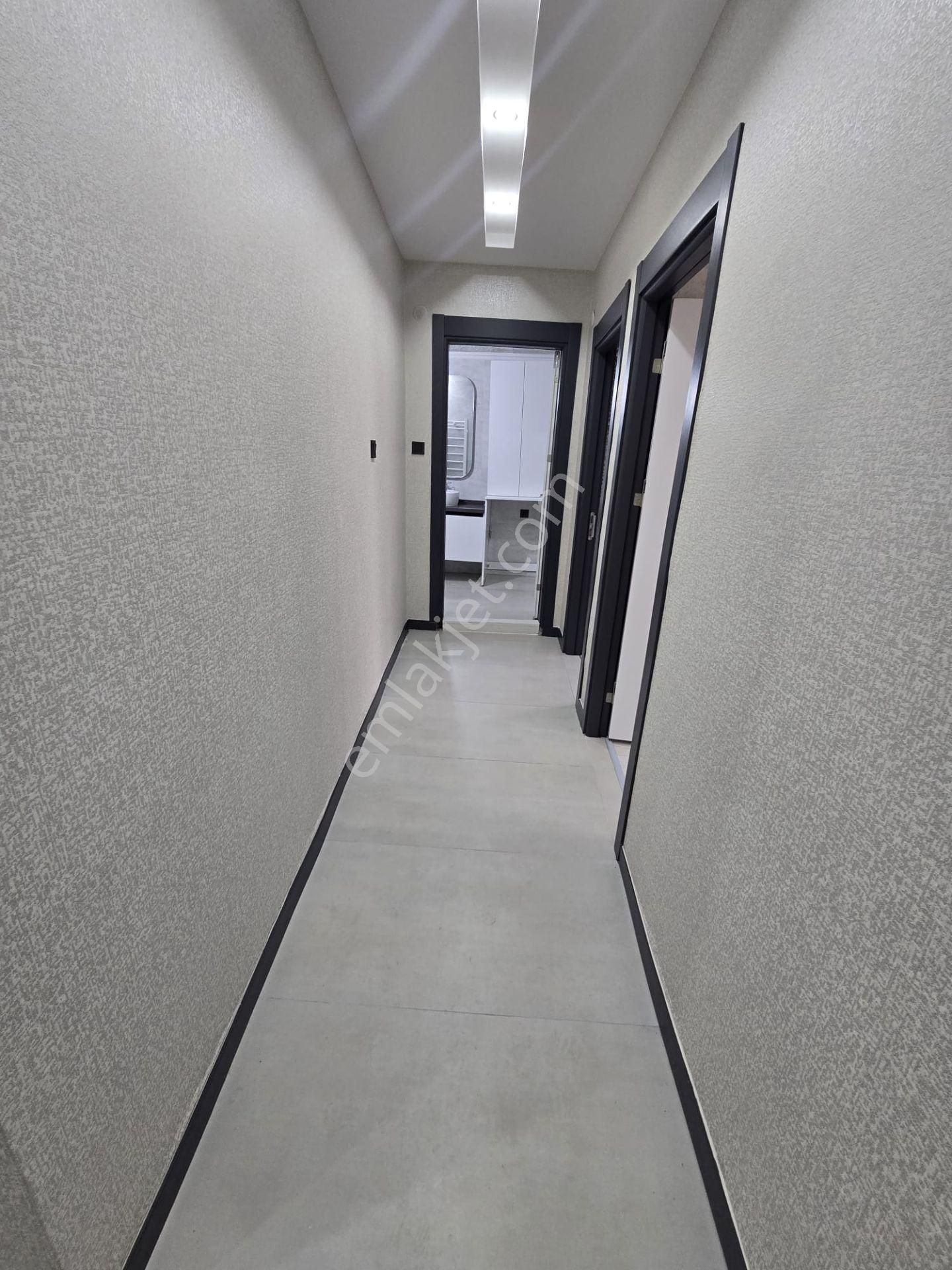 Balçovada Ana Cadde Üzeri Doğal Gazlı Satılık 3+1 Daire - Görsel 10