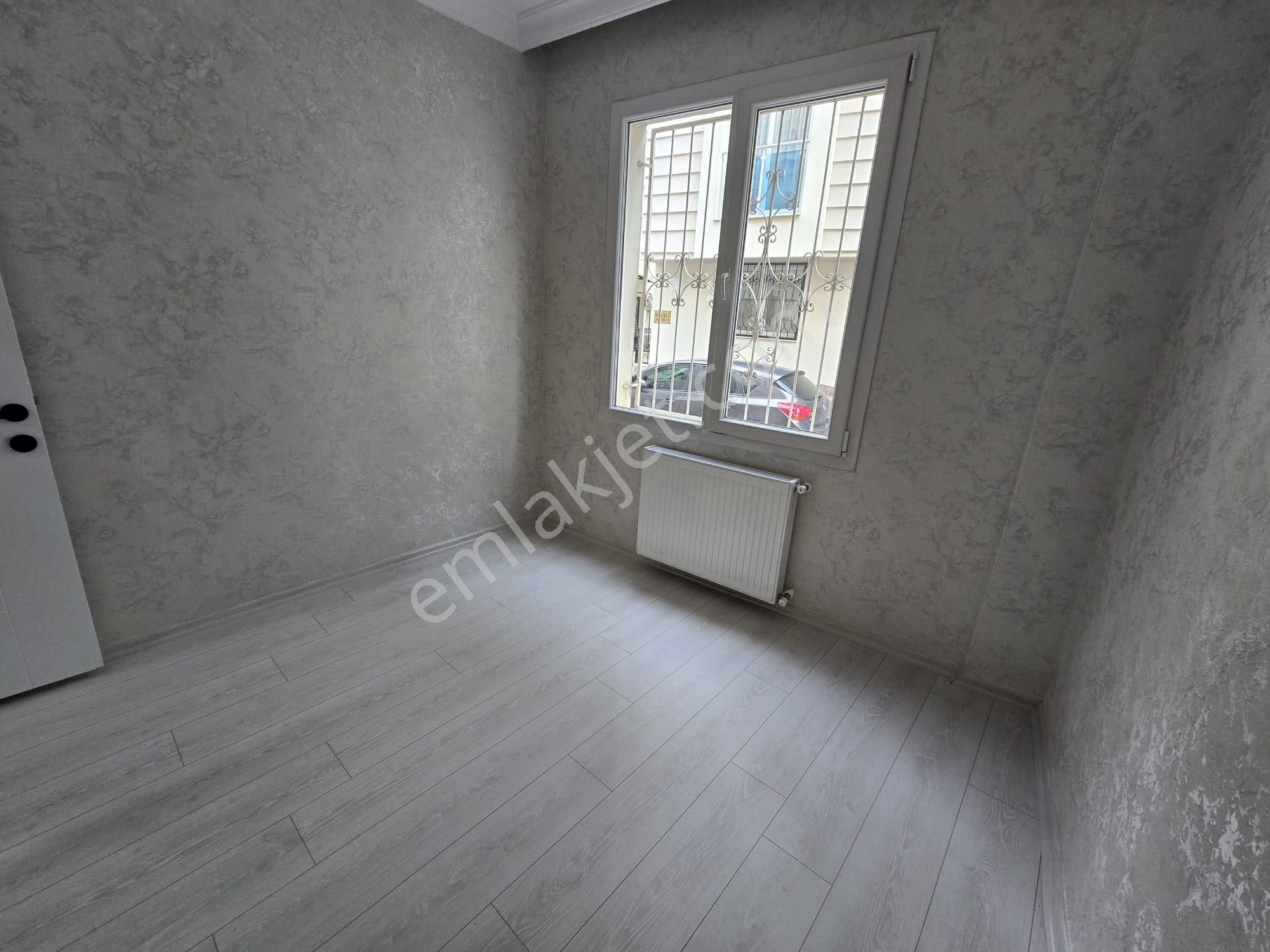 Balçovada Ana Cadde Üzeri Doğal Gazlı Satılık 3+1 Daire - Görsel 9