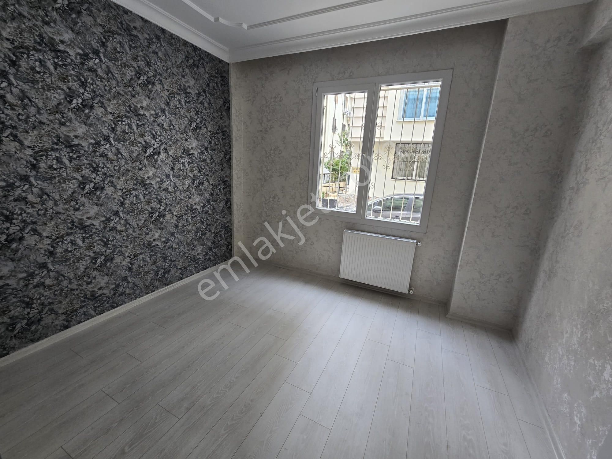 Balçovada Ana Cadde Üzeri Doğal Gazlı Satılık 3+1 Daire - Görsel 4