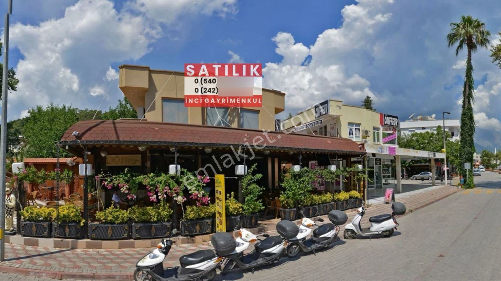 Kemer'in En İşlek Caddesi Üzerinde Kiracılı Satılık Dükkan