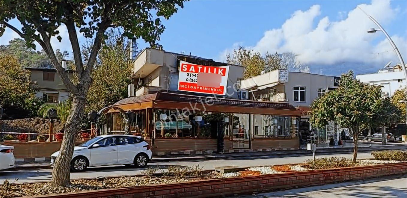 Kemer'in En İşlek Caddesi Üzerinde Kiracılı Satılık Dükkan - Görsel 2