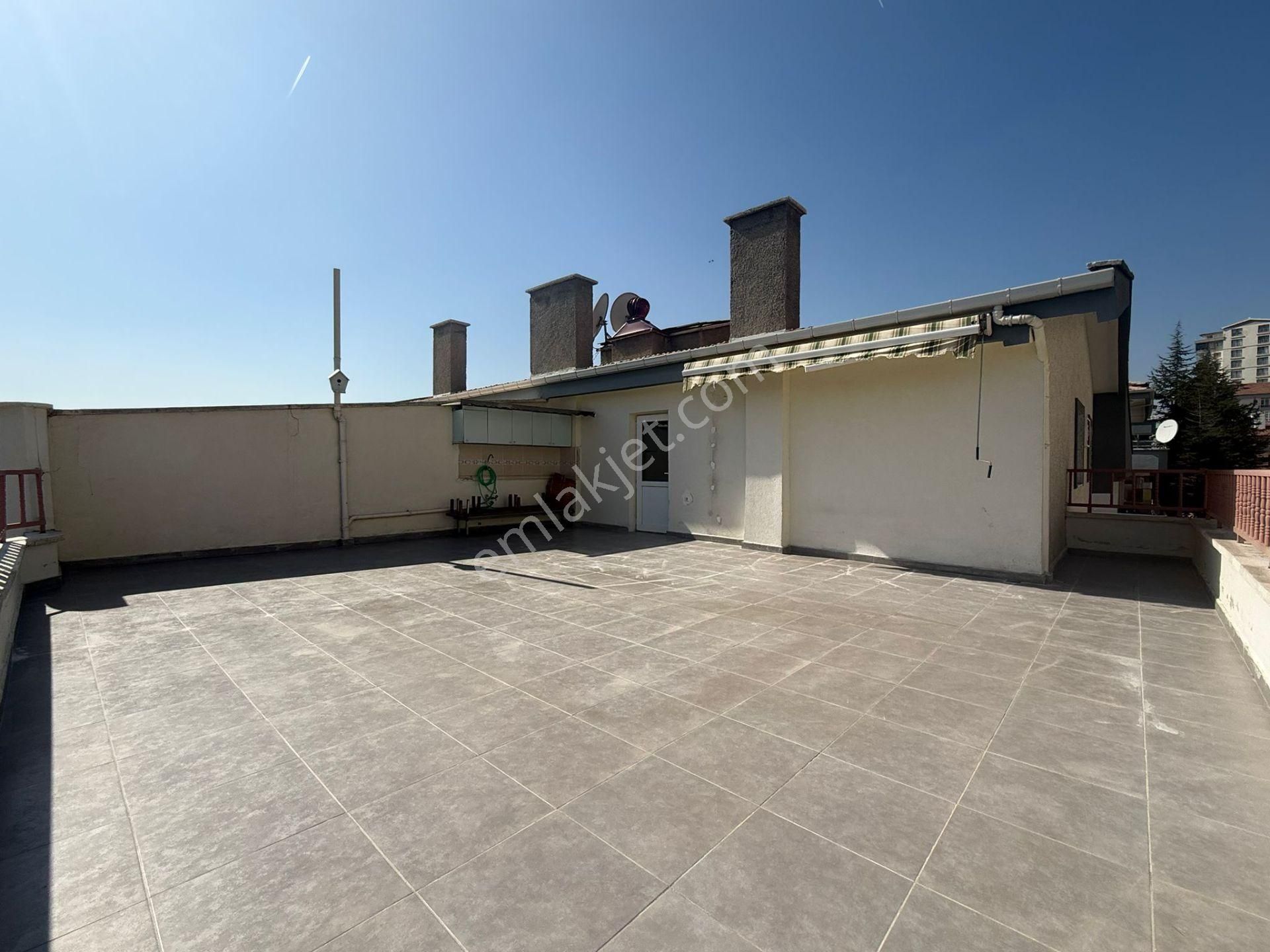 Mamak General Zeki Doğan Mah. Geniş Teraslı 4+1 Dubleks Daire - Görsel 32