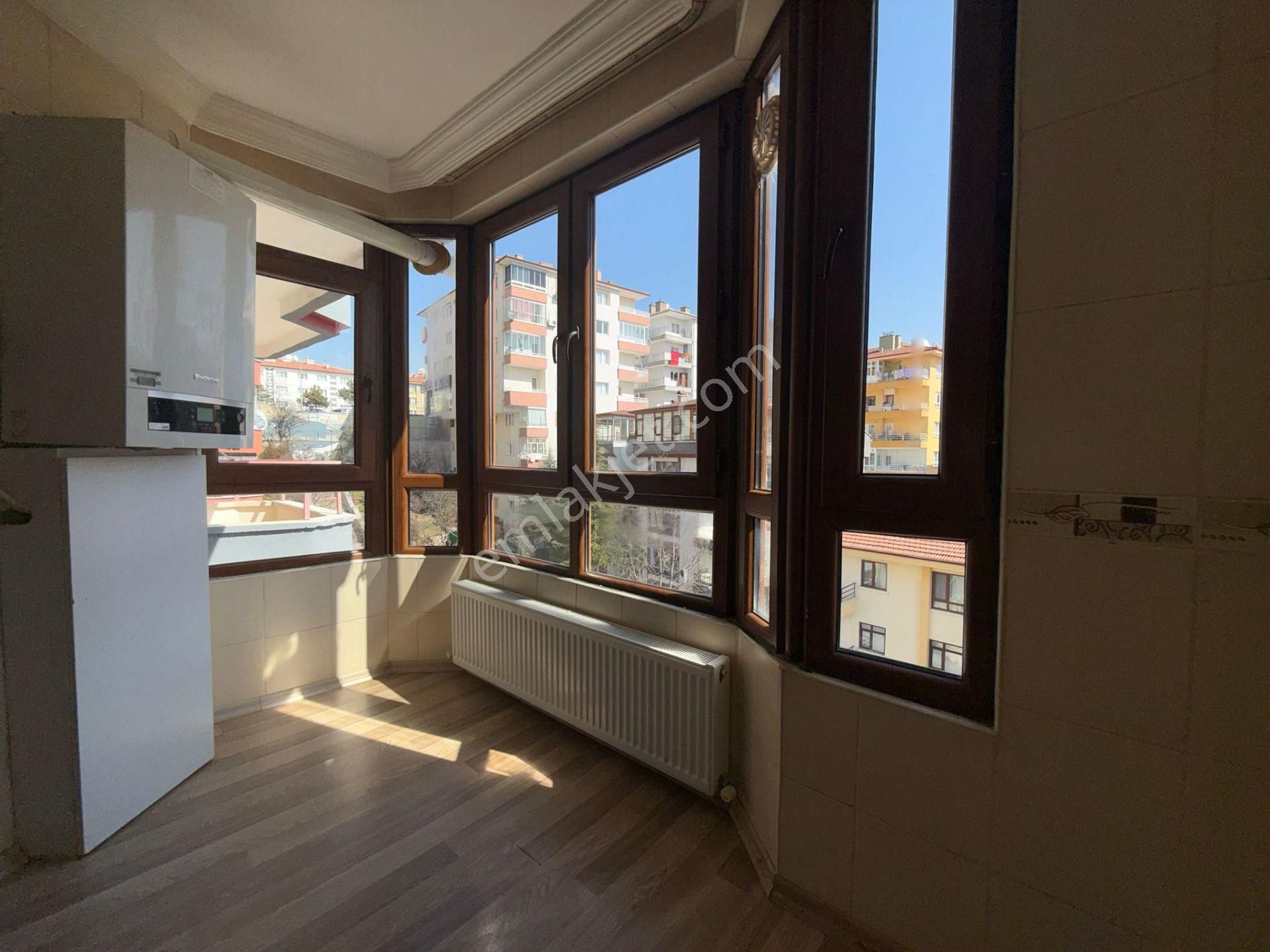 Mamak General Zeki Doğan Mah. Geniş Teraslı 4+1 Dubleks Daire - Görsel 23