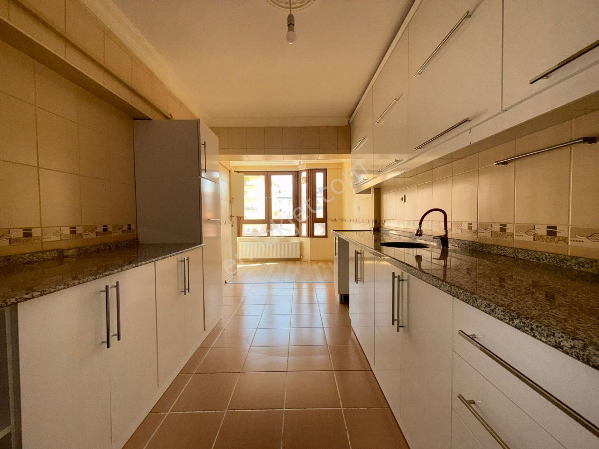 Mamak General Zeki Doğan Mah. Geniş Teraslı 4+1 Dubleks Daire