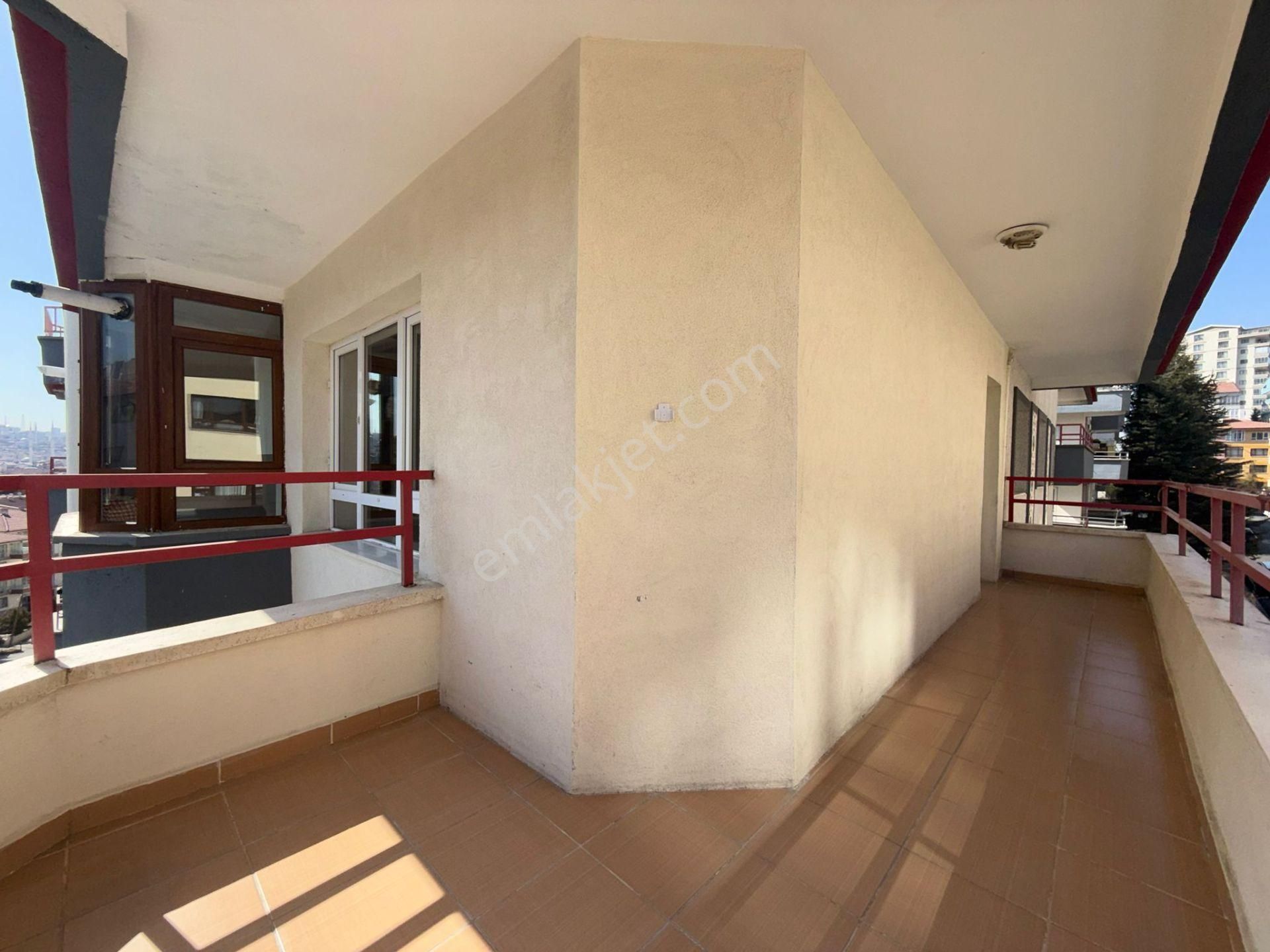 Mamak General Zeki Doğan Mah. Geniş Teraslı 4+1 Dubleks Daire - Görsel 7