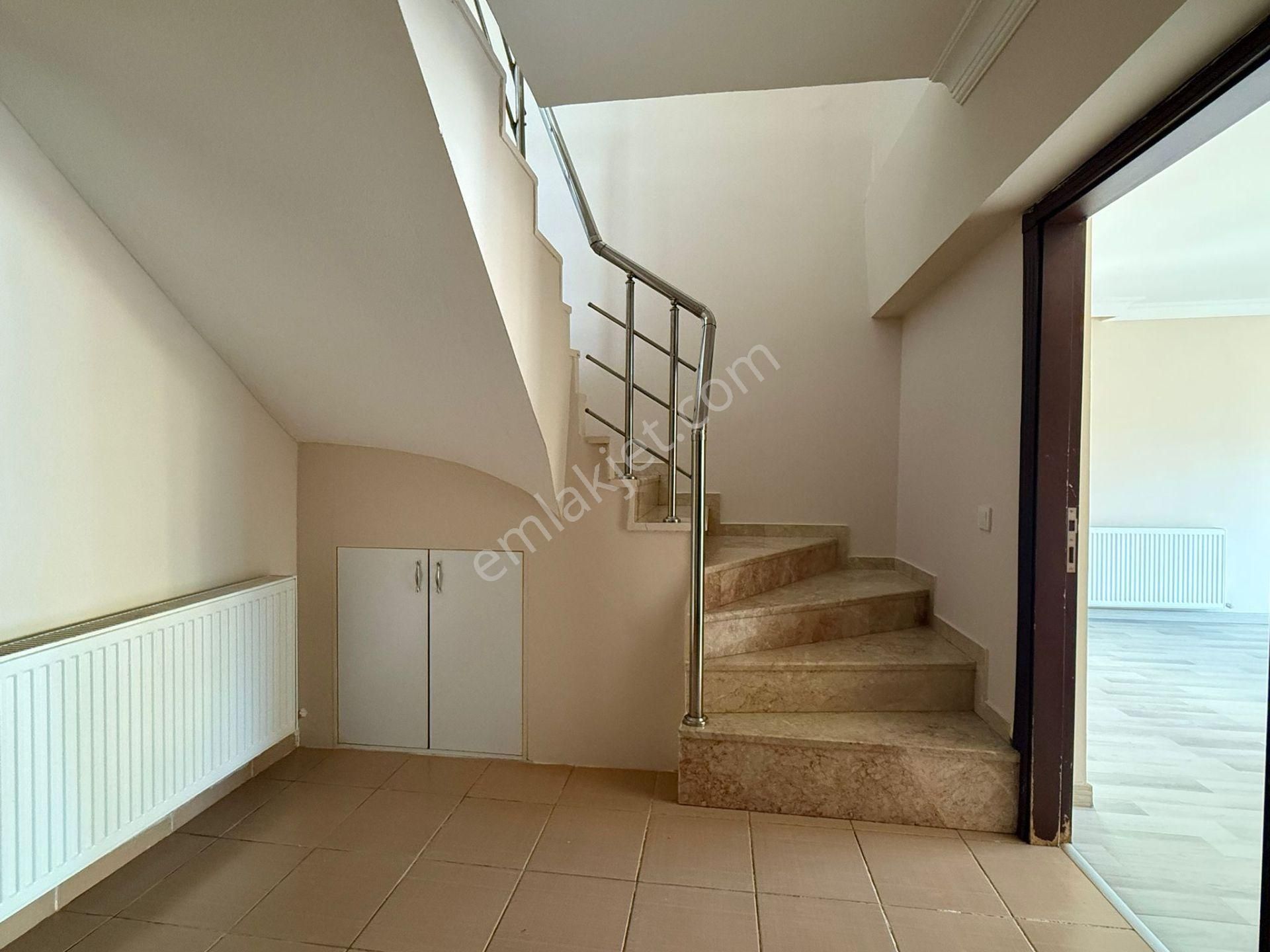 Mamak General Zeki Doğan Mah. Geniş Teraslı 4+1 Dubleks Daire - Görsel 9