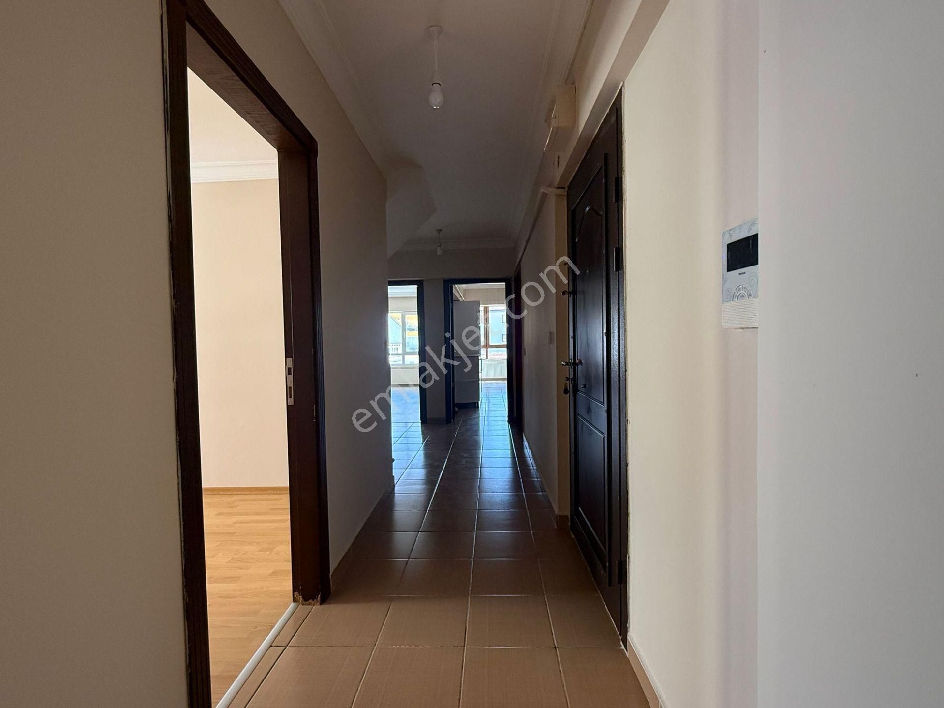 Mamak General Zeki Doğan Mah. Geniş Teraslı 4+1 Dubleks Daire - Görsel 19