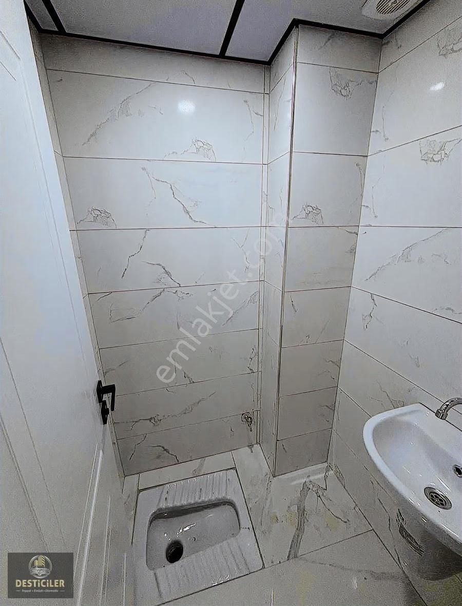 Eı-şehir Hastanesi Yakını Lüx 2+1 Daire Özel Garajlı - Görsel 9