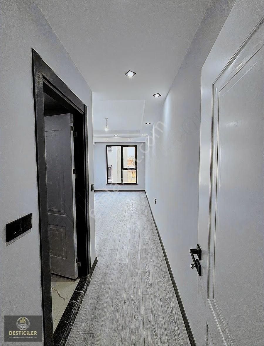 Eı-şehir Hastanesi Yakını Lüx 2+1 Daire Özel Garajlı - Görsel 10