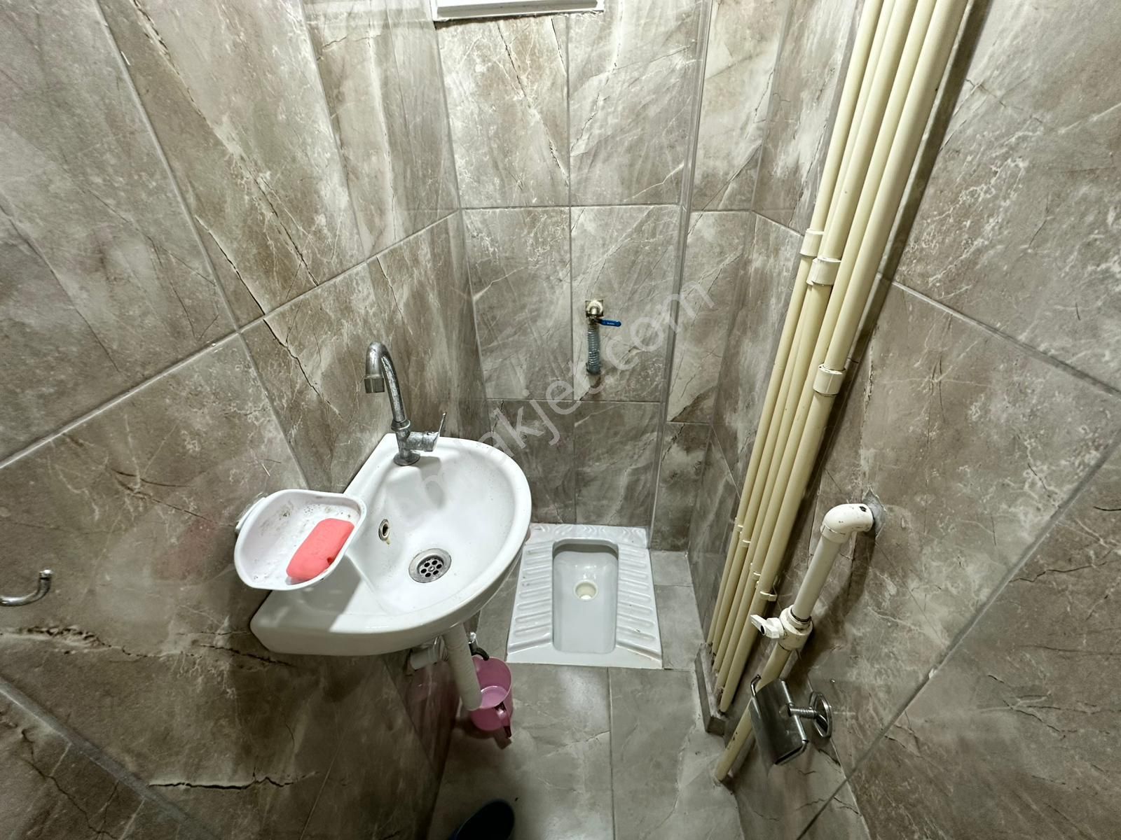 Uzman Emlak'tan 19 Mayıs Mh.de Yapılı Bahçe Katı 3+1 Daire - Görsel 12
