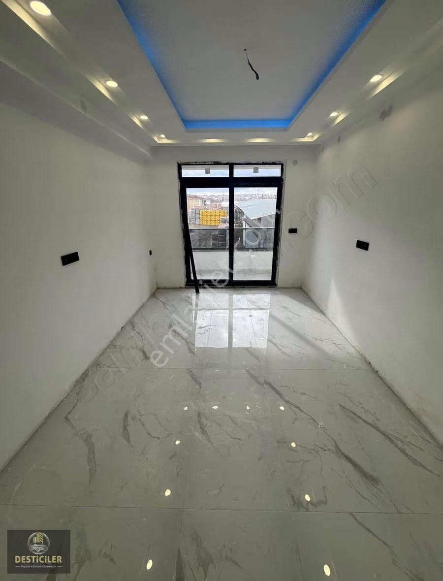 Ad- 71 Evler Hastane Bölgesi 2+0 Fırsat Kullanışlı Daire - Görsel 2