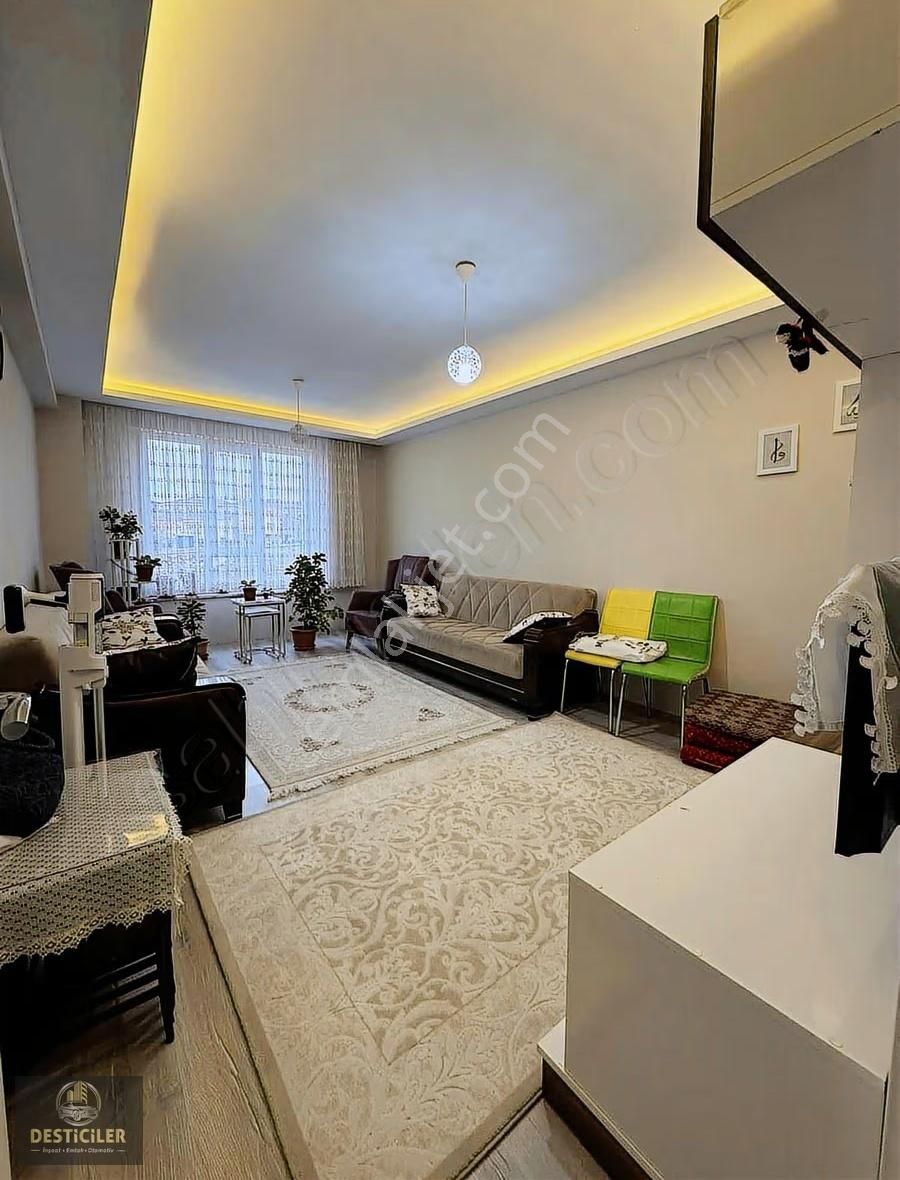Ad-desticiler 71 Evler Mah. Kafkas Cd Dibi 2+1 Geniş Daire