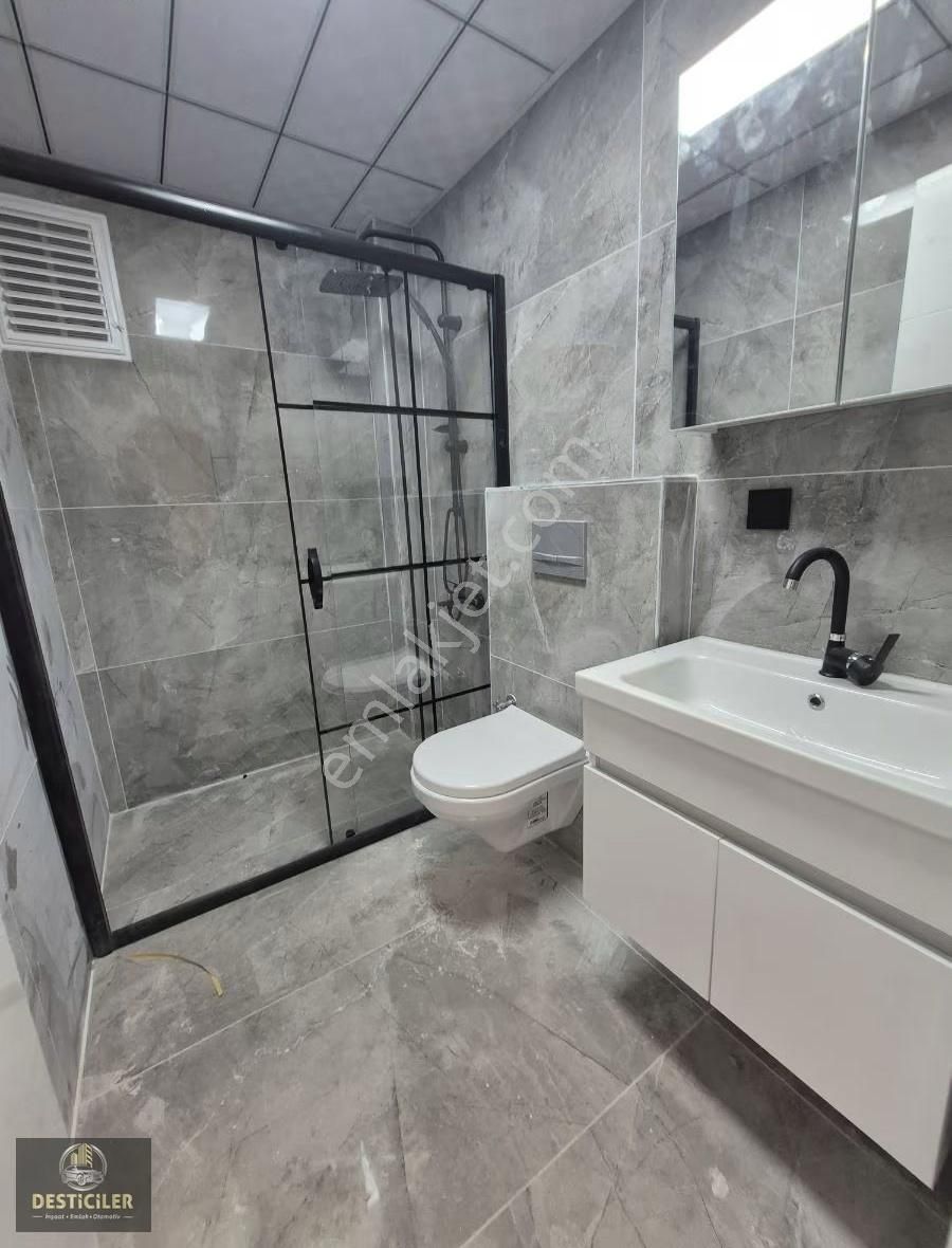 Hg-179 Çamlıca Mah. Önü Açık Birlik Cd. 3+1 Daireler - Görsel 11