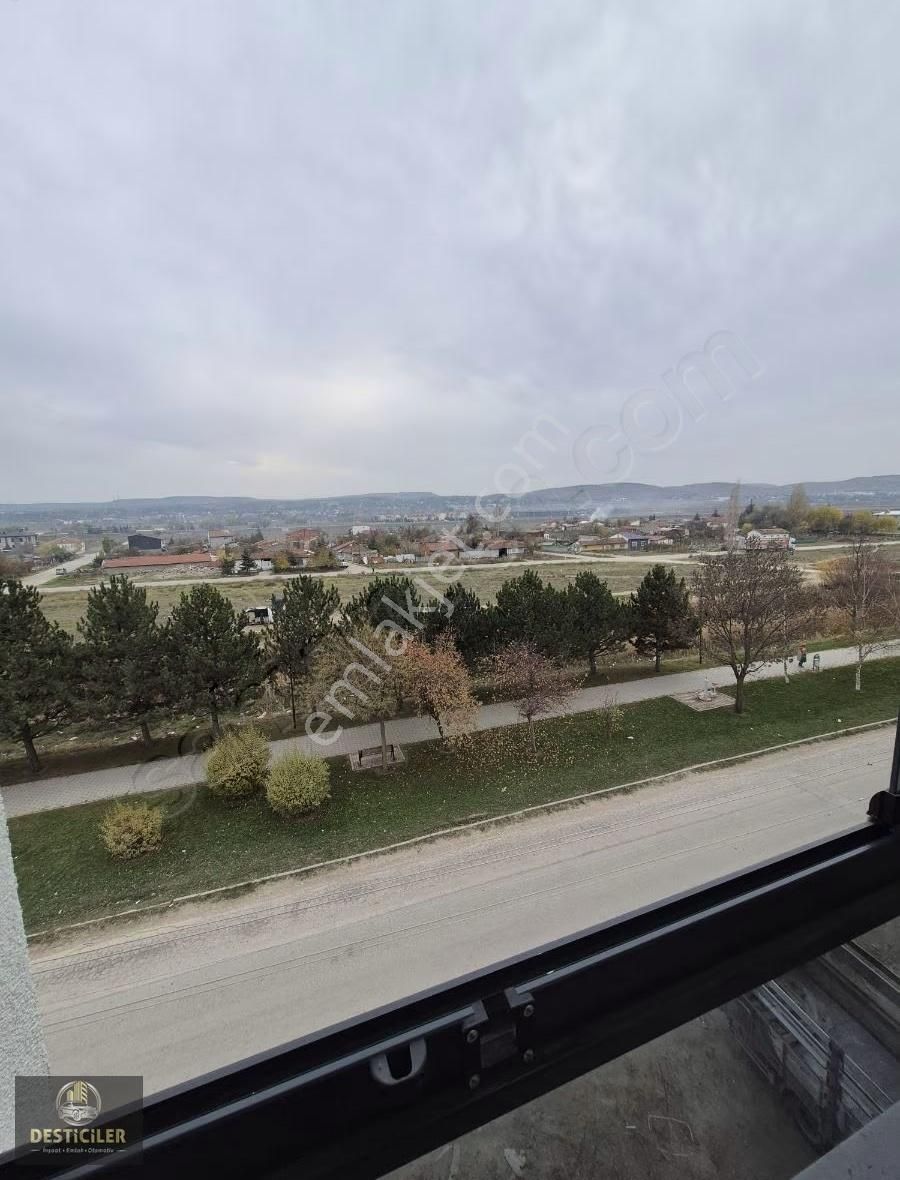 Hg-179 Çamlıca Mah. Önü Açık Birlik Cd. 3+1 Daireler - Görsel 4