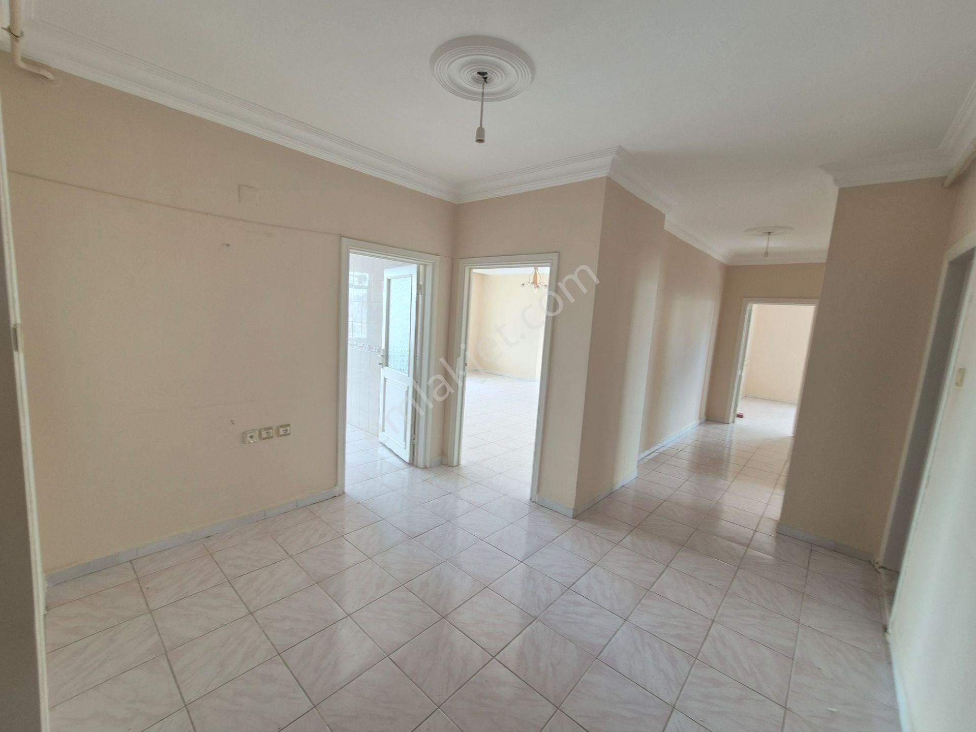 Prestijden Aydınlıkevler'de Deniz Manzaralı Doğalgazlı 3+1 Daire - Görsel 19