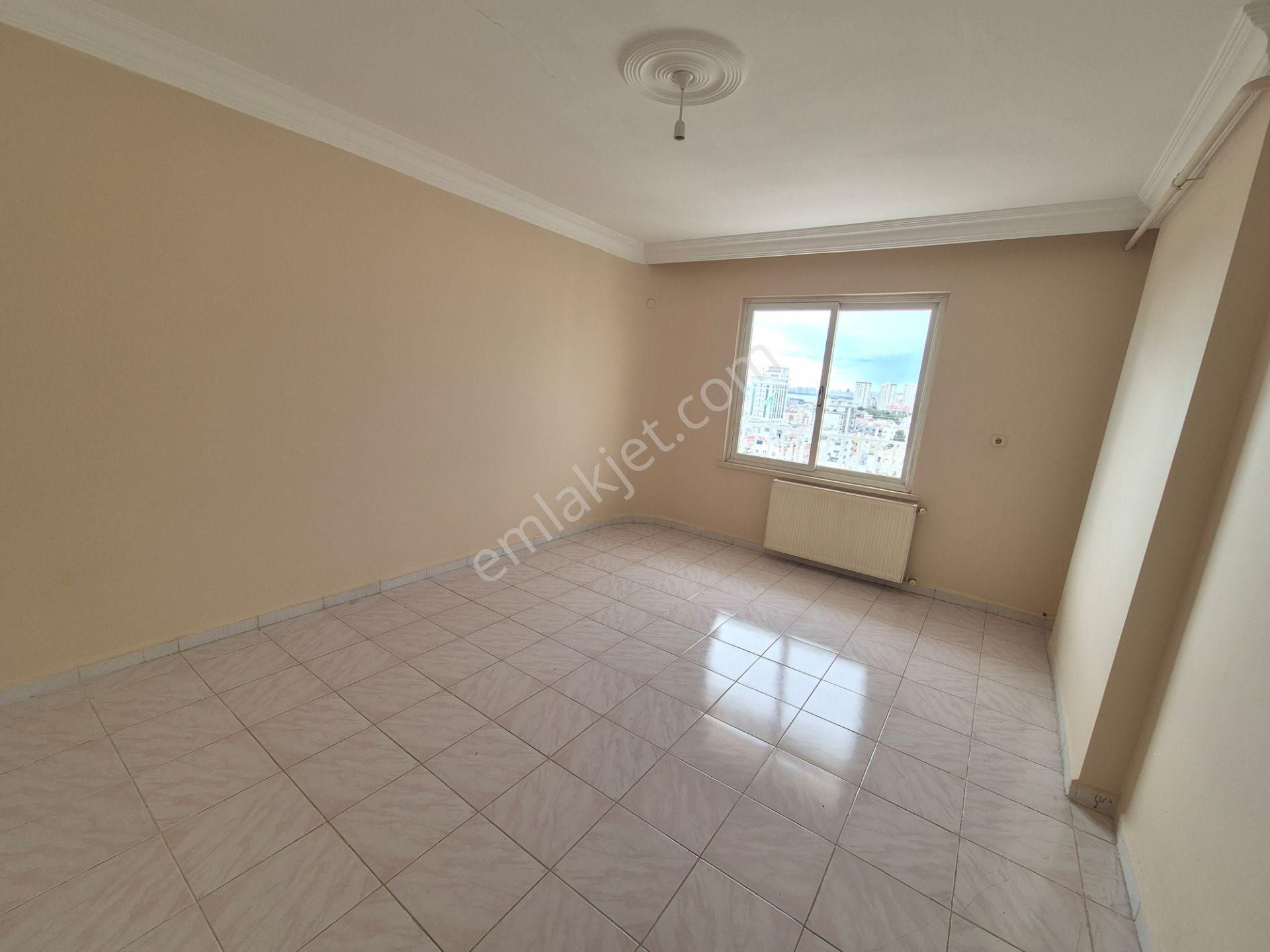 Prestijden Aydınlıkevler'de Deniz Manzaralı Doğalgazlı 3+1 Daire - Görsel 20