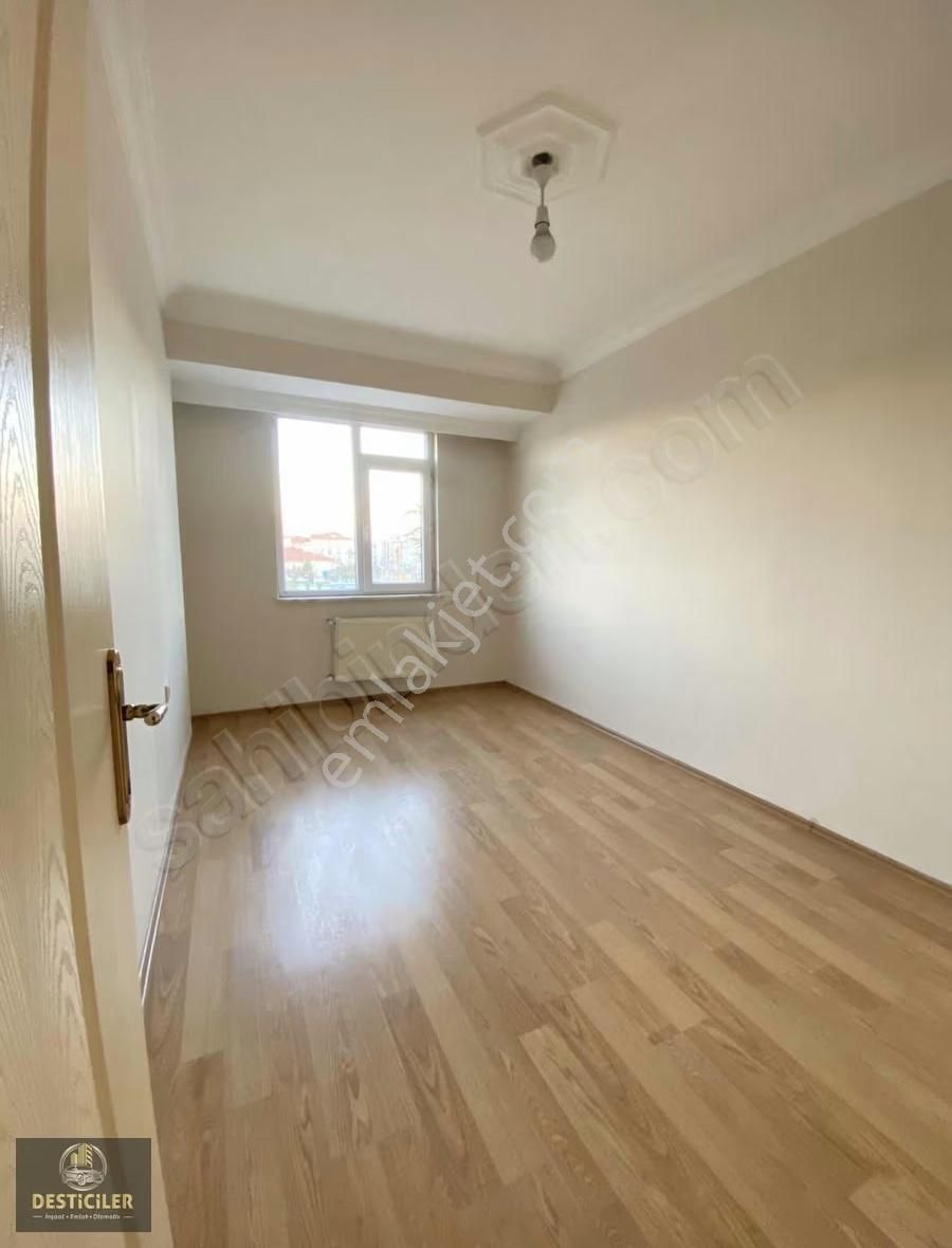 Yk-tombakzade Cd.üzeri Geniş Kullanışlı 2+1 Daire - Görsel 5