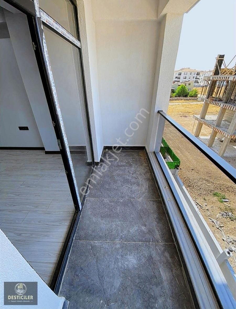 Yk-desticiler'den Birlik Cd. Yakını Özel Garajlı Ferah 3+1 Daire - Görsel 11