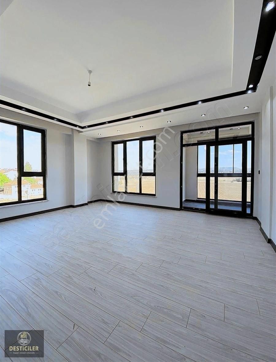 Yk-desticiler'den Birlik Cd. Yakını Özel Garajlı Ferah 3+1 Daire - Görsel 18