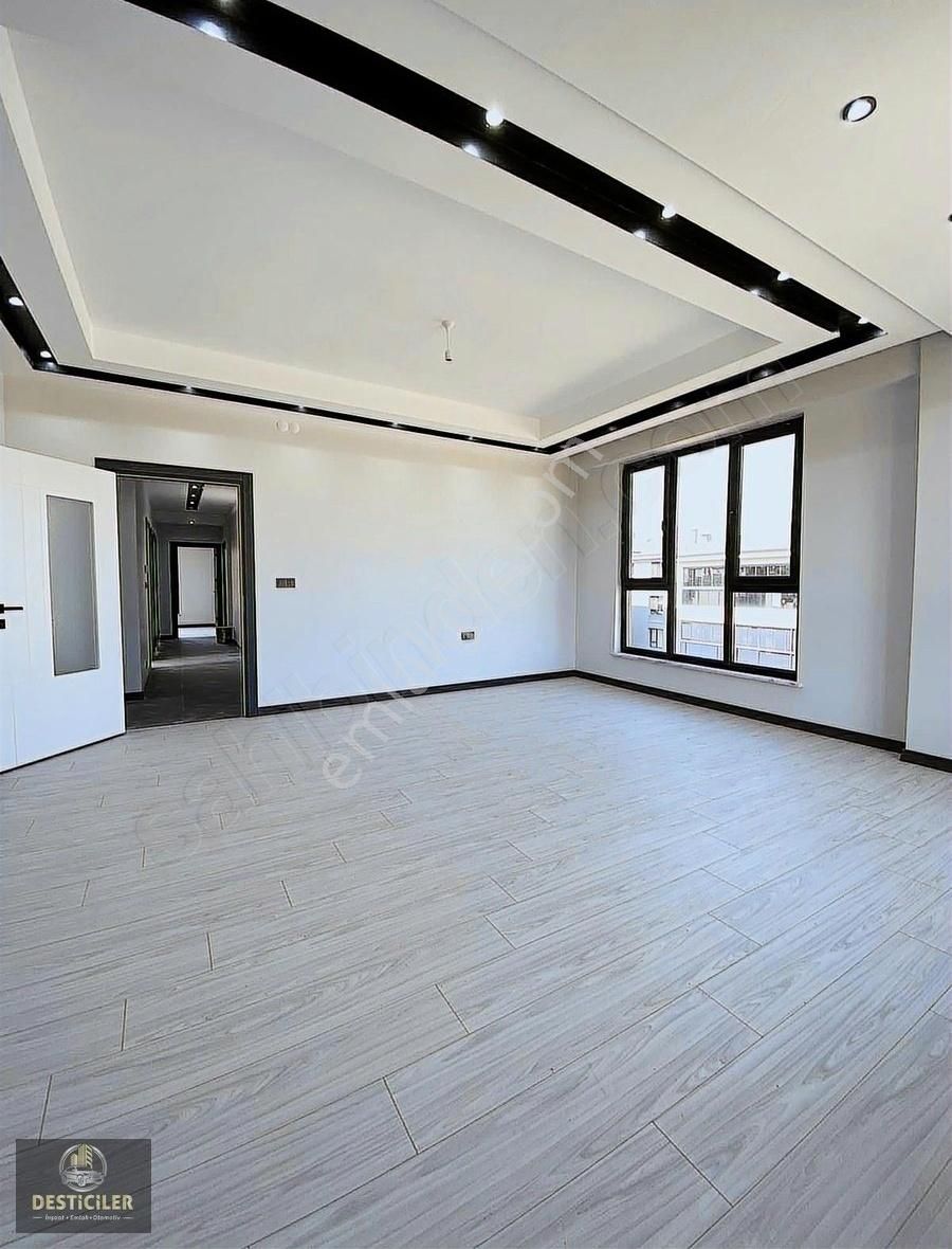 Yk-desticiler'den Birlik Cd. Yakını Özel Garajlı Ferah 3+1 Daire - Görsel 21