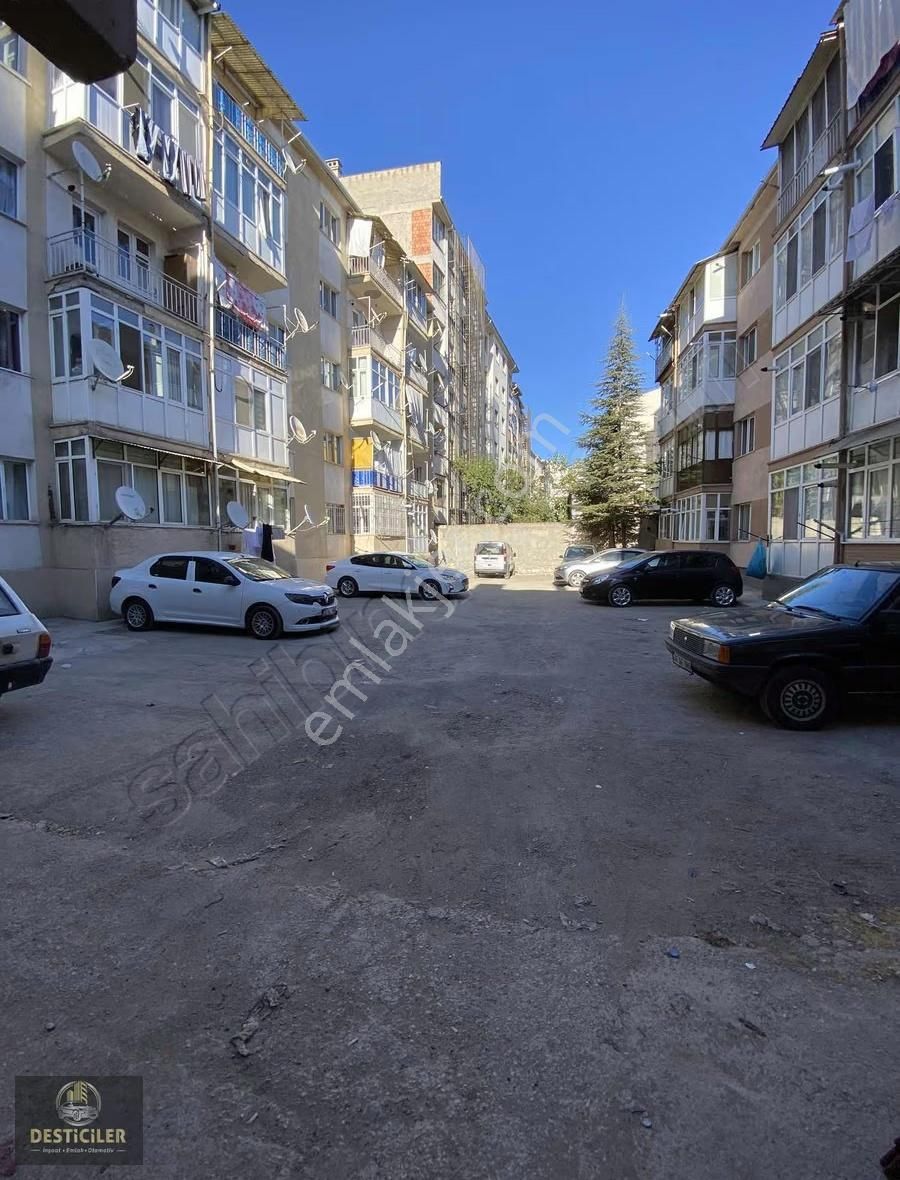 Yk-desticiler'den Basın Şehitleri Cd. Üzeri 2+1 Satılık Daire - Görsel 2