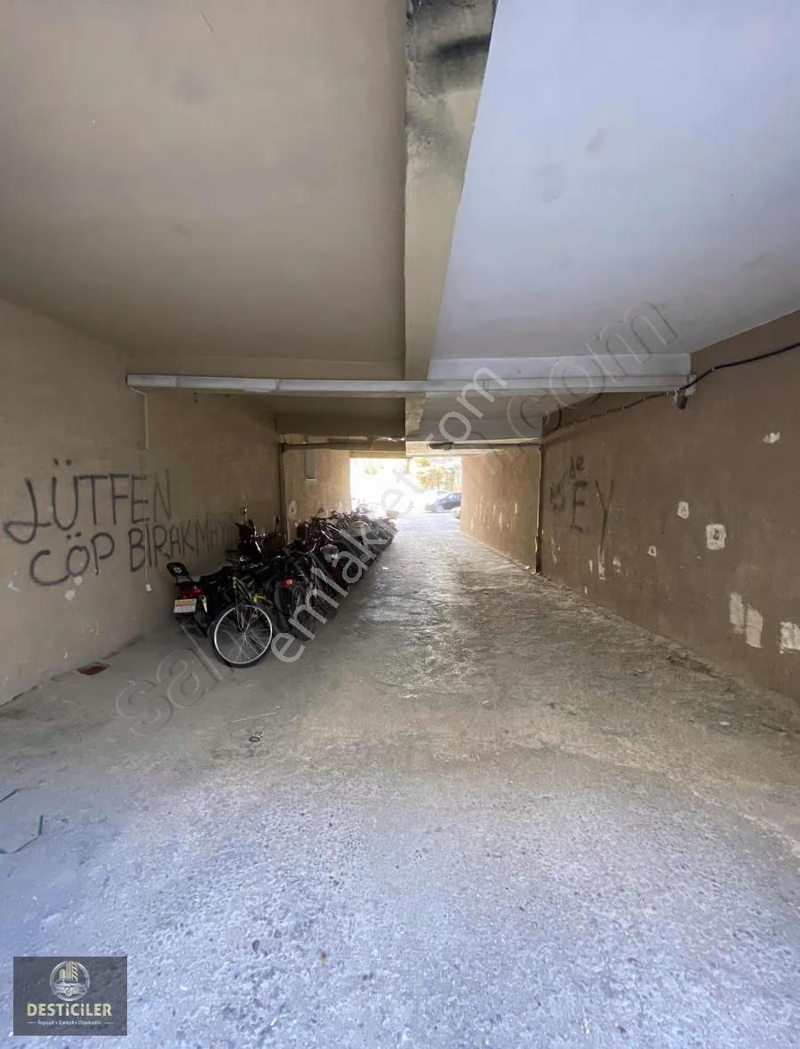 Yk-desticiler'den Basın Şehitleri Cd. Üzeri 2+1 Satılık Daire - Görsel 8