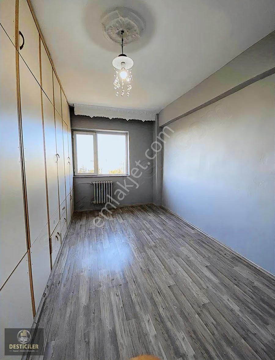 Yk-desticiler'den Basın Şehitleri Cd. Üzeri 2+1 Satılık Daire - Görsel 4