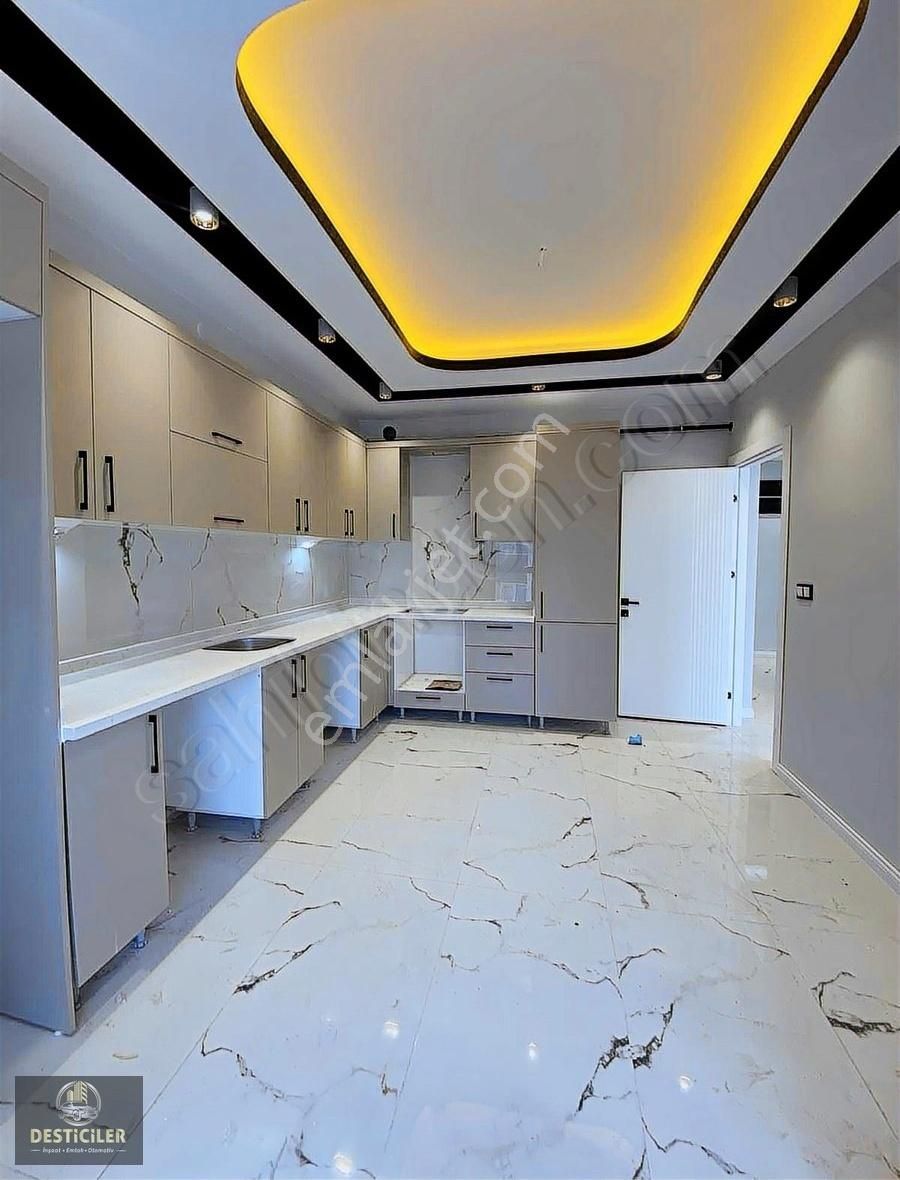 Yk-desticiler'den Ulusal Egemenlik Blv. Yakını Lüx 3+1 Daire - Görsel 11
