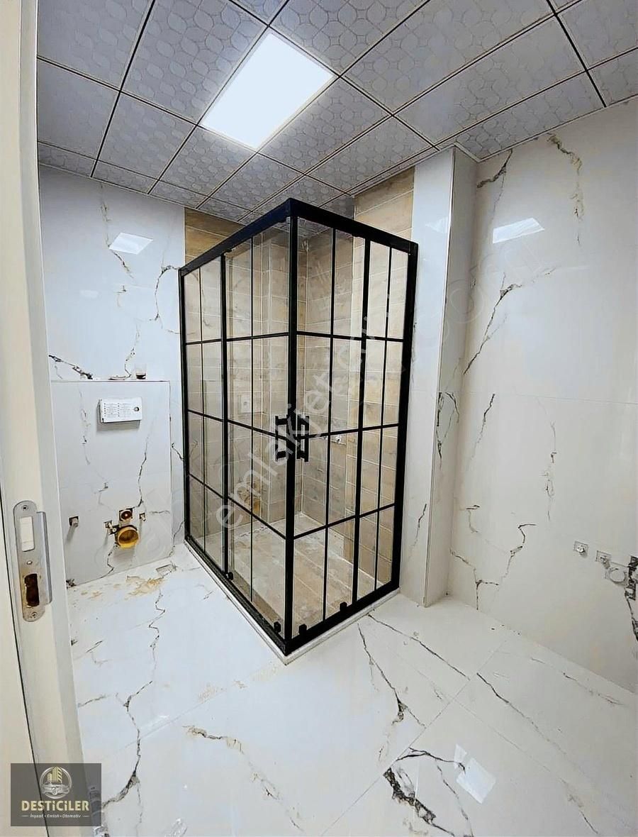 Yk-desticiler'den Ulusal Egemenlik Blv. Yakını Lüx 3+1 Daire - Görsel 2