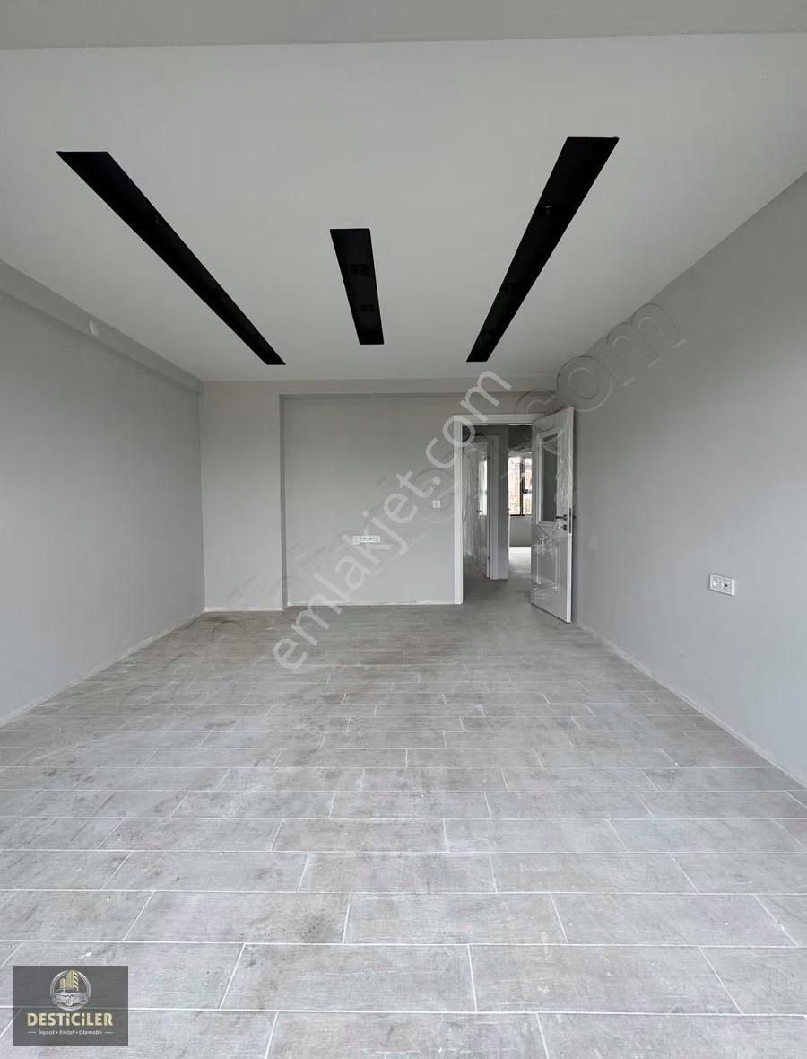 Eı-ertuğrulgazi Mah Salı Pazarı Yakını 2+1