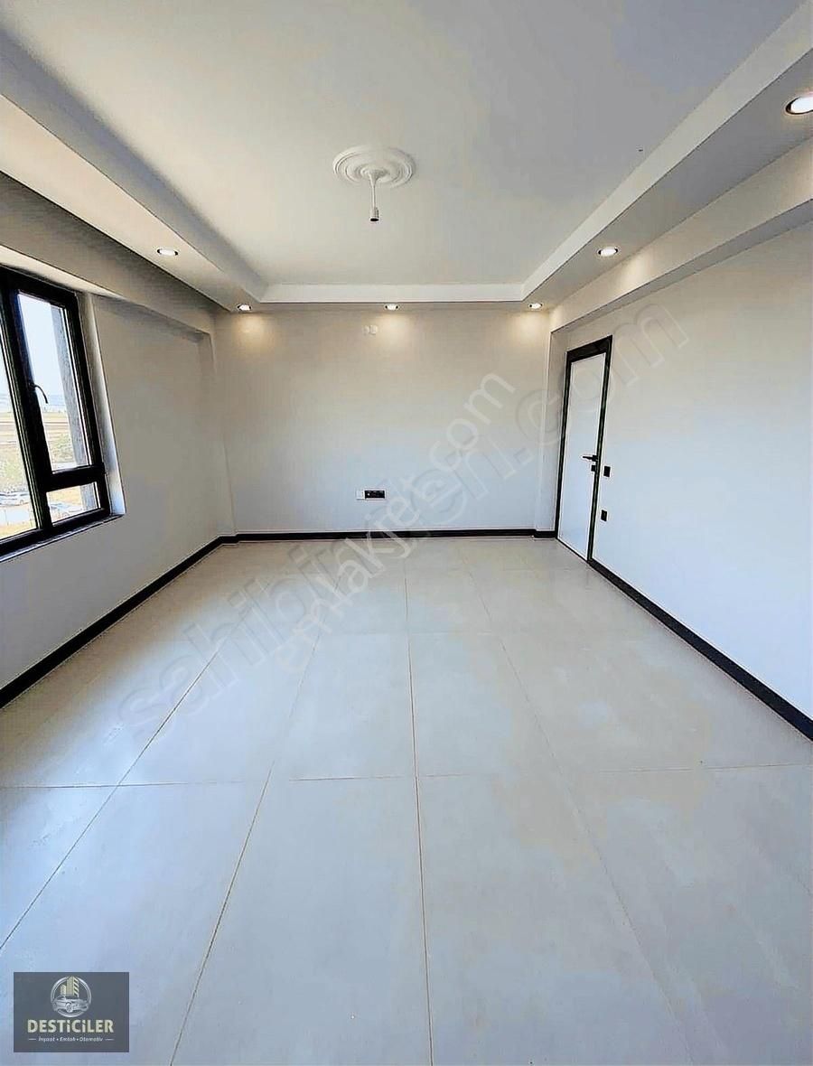 Au Desticilerden Şehir Hast. Yakını Özel Garajlı 140m2 3+1 Daire - Görsel 4