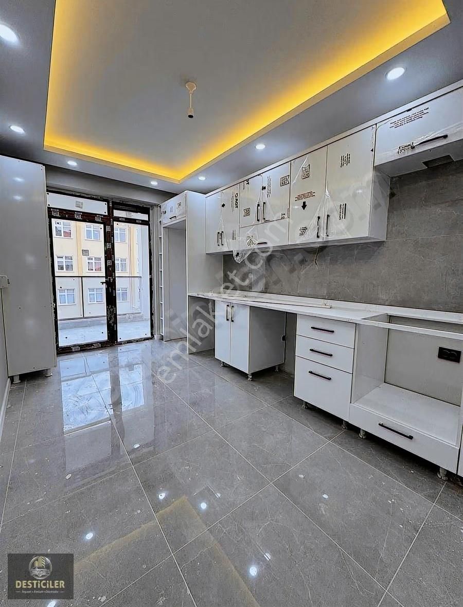 Eı-albayrak Bulvarı Yakını Site İçi Özel Garajlı 2+1 Daire - Görsel 13