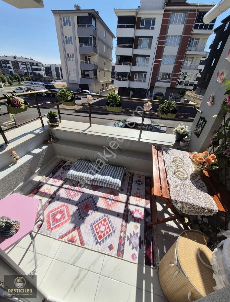 Hg-163 Tarih Blv. Ve Albayrak Blv. Kesişimi Önü Açık 3+1 Daire