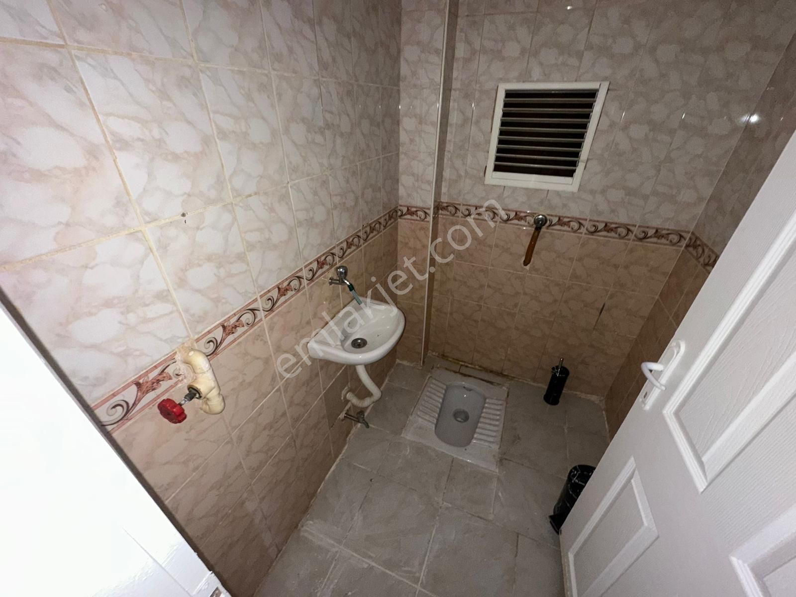 Sincan Ahmesut Bulvarı Dorapark Karşında Geniş 3+1 Kiralık Daire - Görsel 35