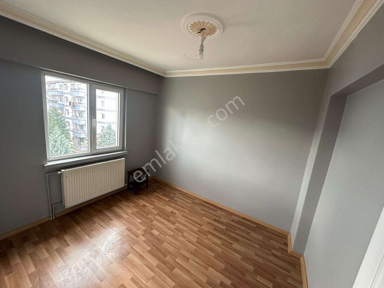 Sincan Ahmesut Bulvarı Dorapark Karşında Geniş 3+1 Kiralık Daire - Görsel 12