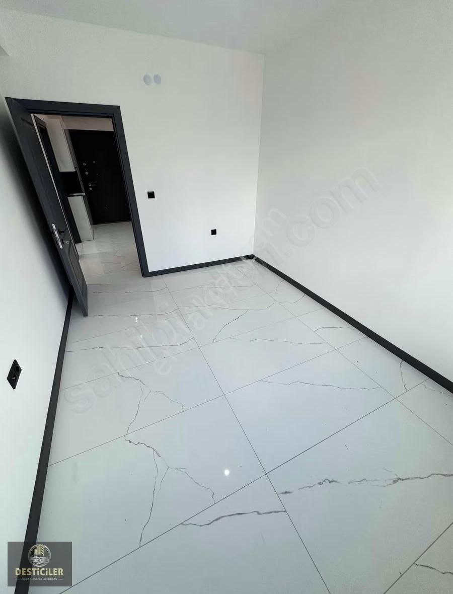Ck- 71 Evler'de Özel Garajlı | Yerden Isıtmalı | 2+1 115 M² - Görsel 6