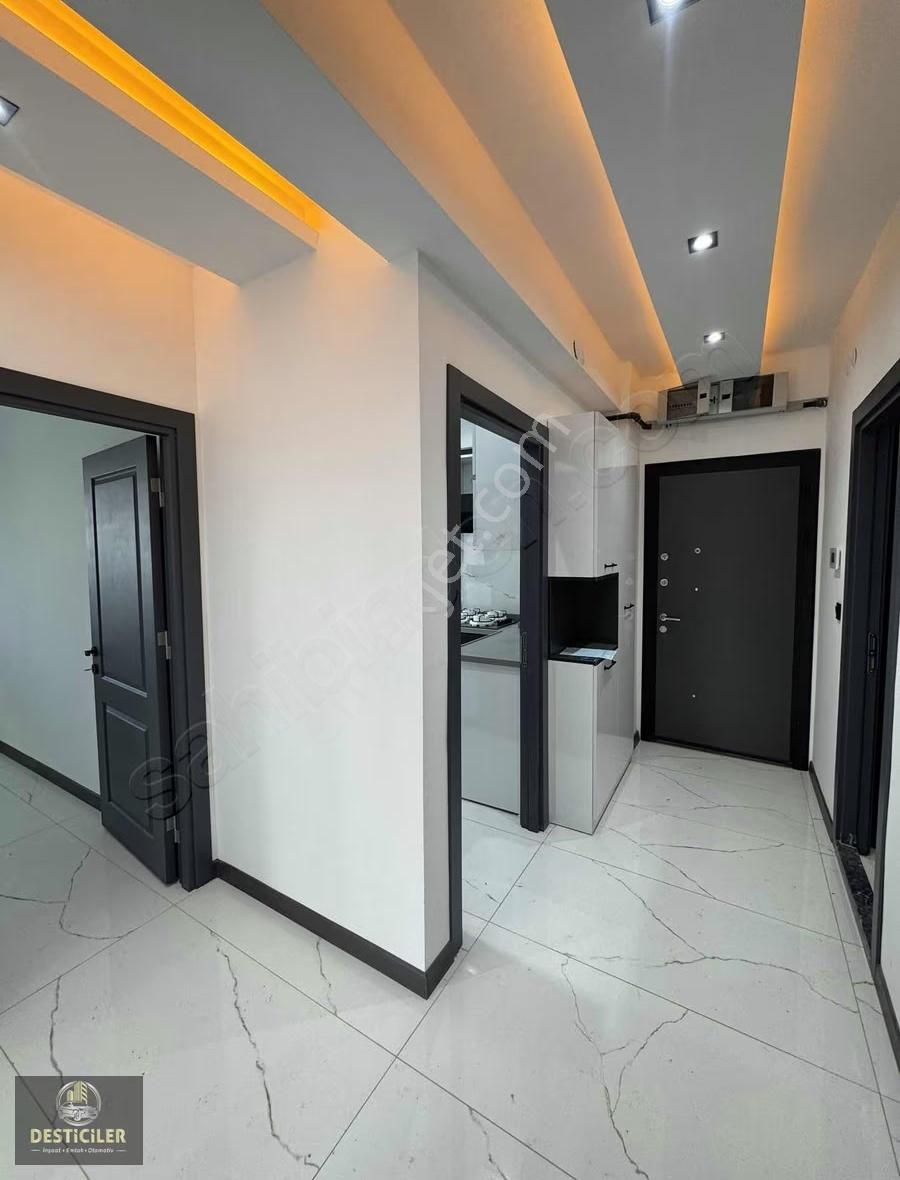 Ck- 71 Evler'de Özel Garajlı | Yerden Isıtmalı | 2+1 115 M² - Görsel 2