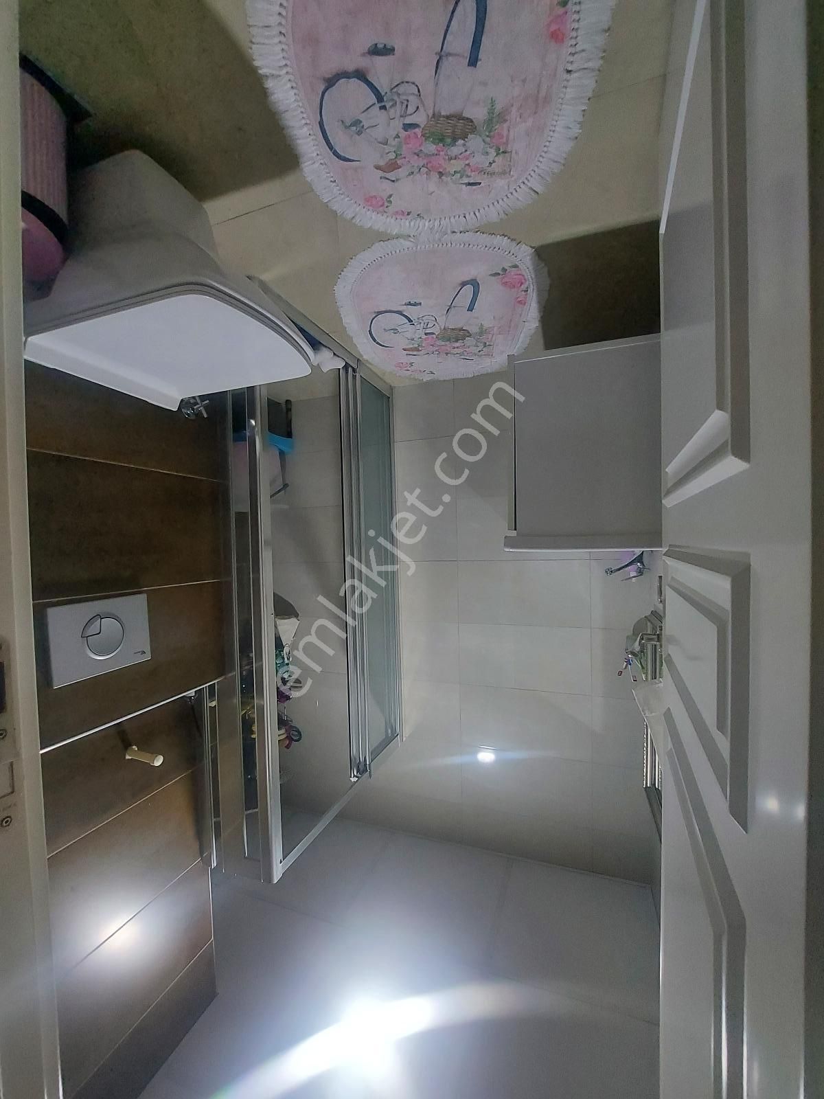 100.yıl'da Fuar Cvr/7 Yaş/5 Katlı Apt/50 M2 Net/1+1/iskanlı/lüks - Görsel 9