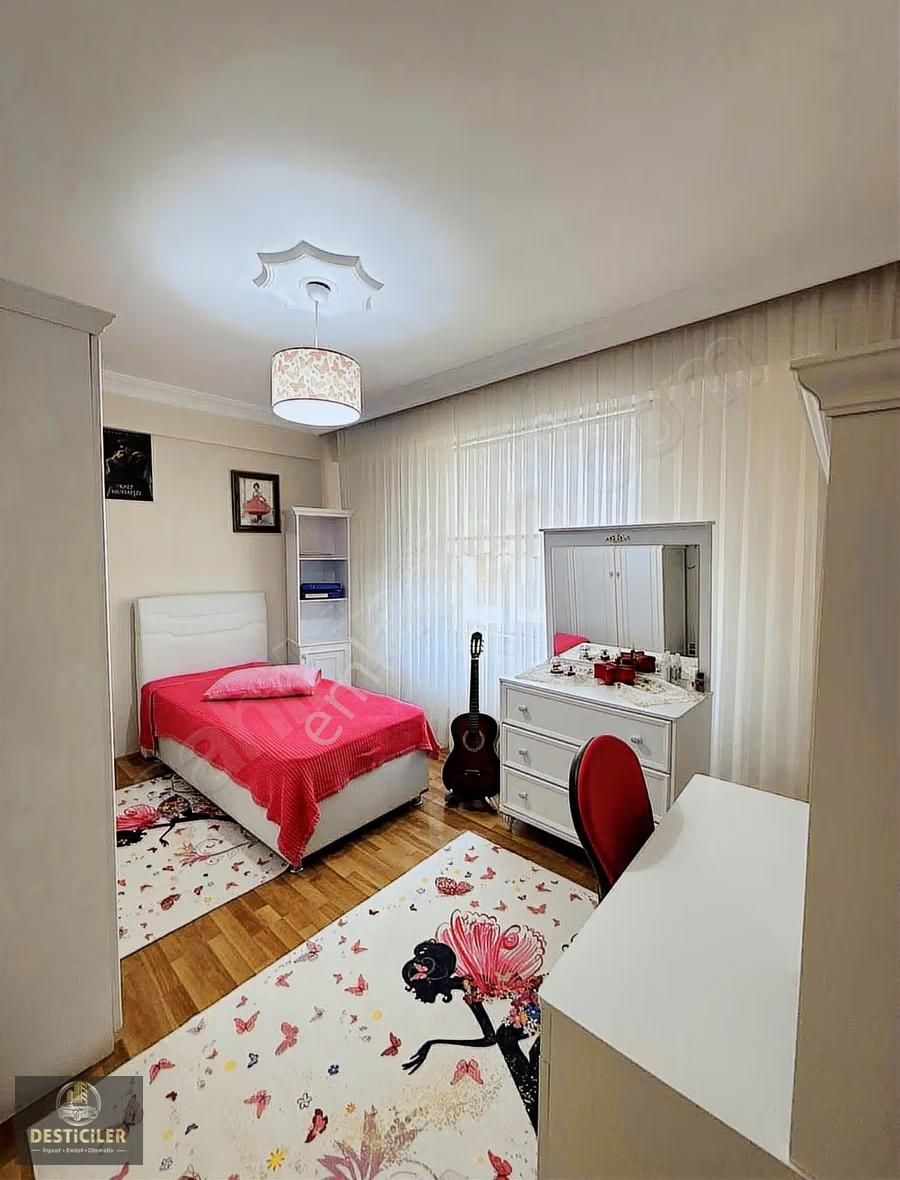 Om-desticiler Gündüz Ökçün'e Yürüme Mesafesinde Geniş 3+1 Daire - Görsel 13
