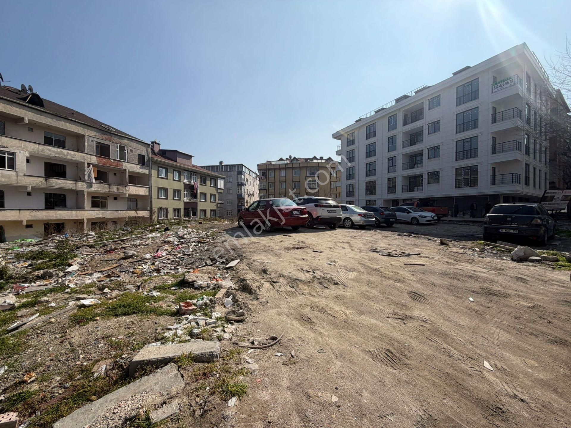 Güngören Merkez'de Site İçerisinde Kentsele Girmiş 2+1 Ara Kat - Görsel 2